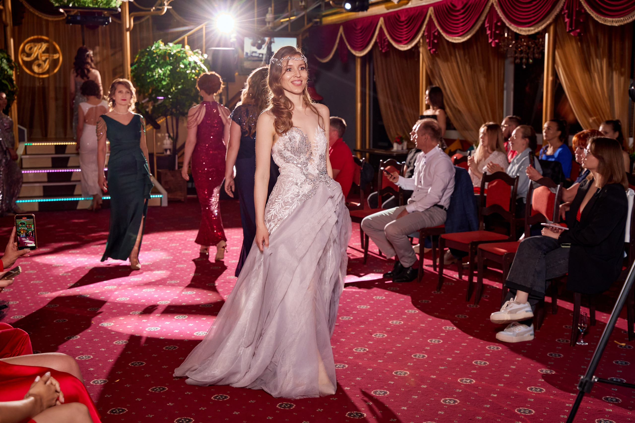 Выпускной моделей. Портретный, семейный и репортажный фотограф в г. Чебоксары Дмитрий Мак