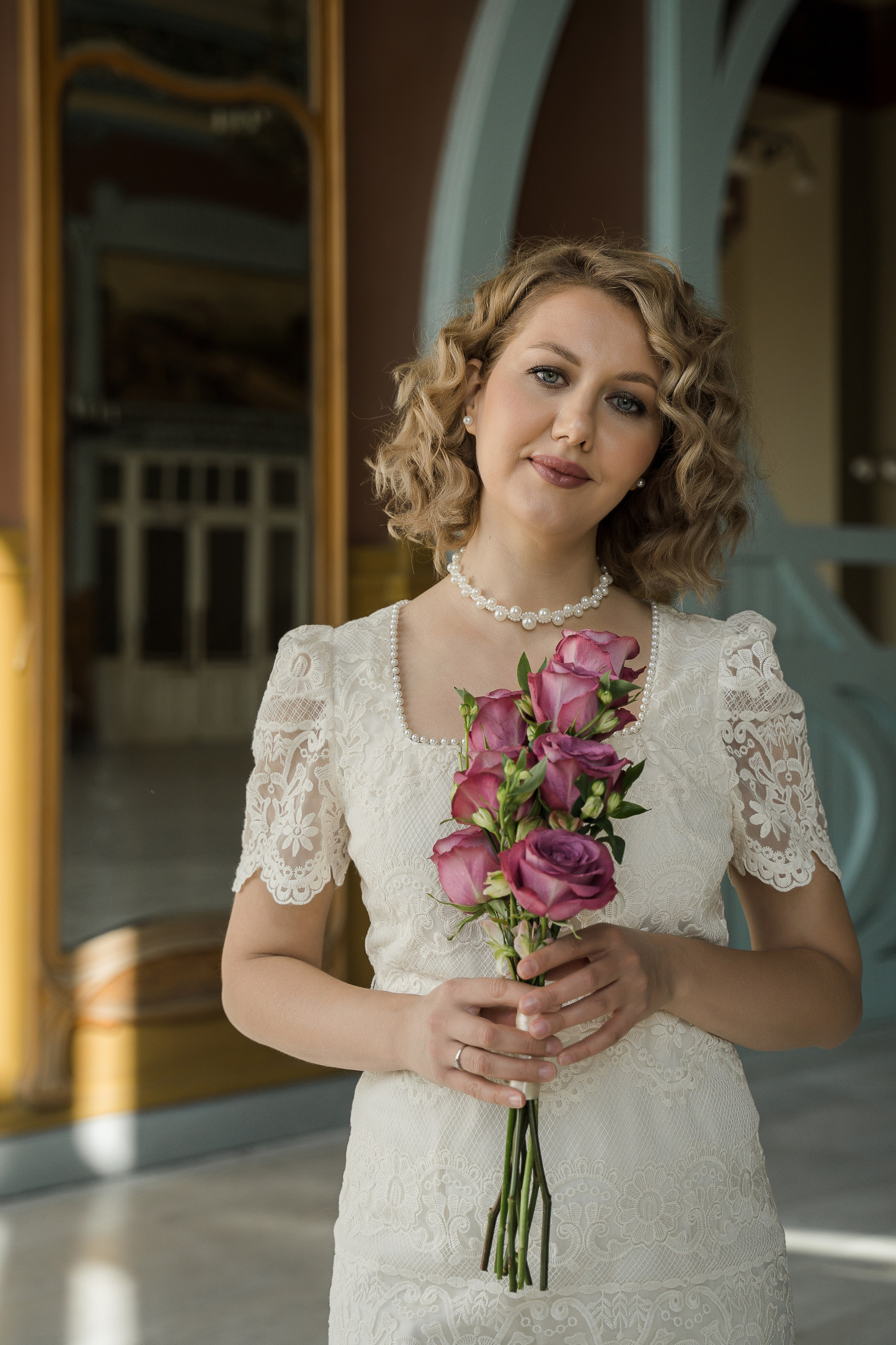 Свадебная фотосессия на Витебском вокзале. Свадебный и семейный фотограф в Пушкине и Санкт-Петербурге Мария Филиппова