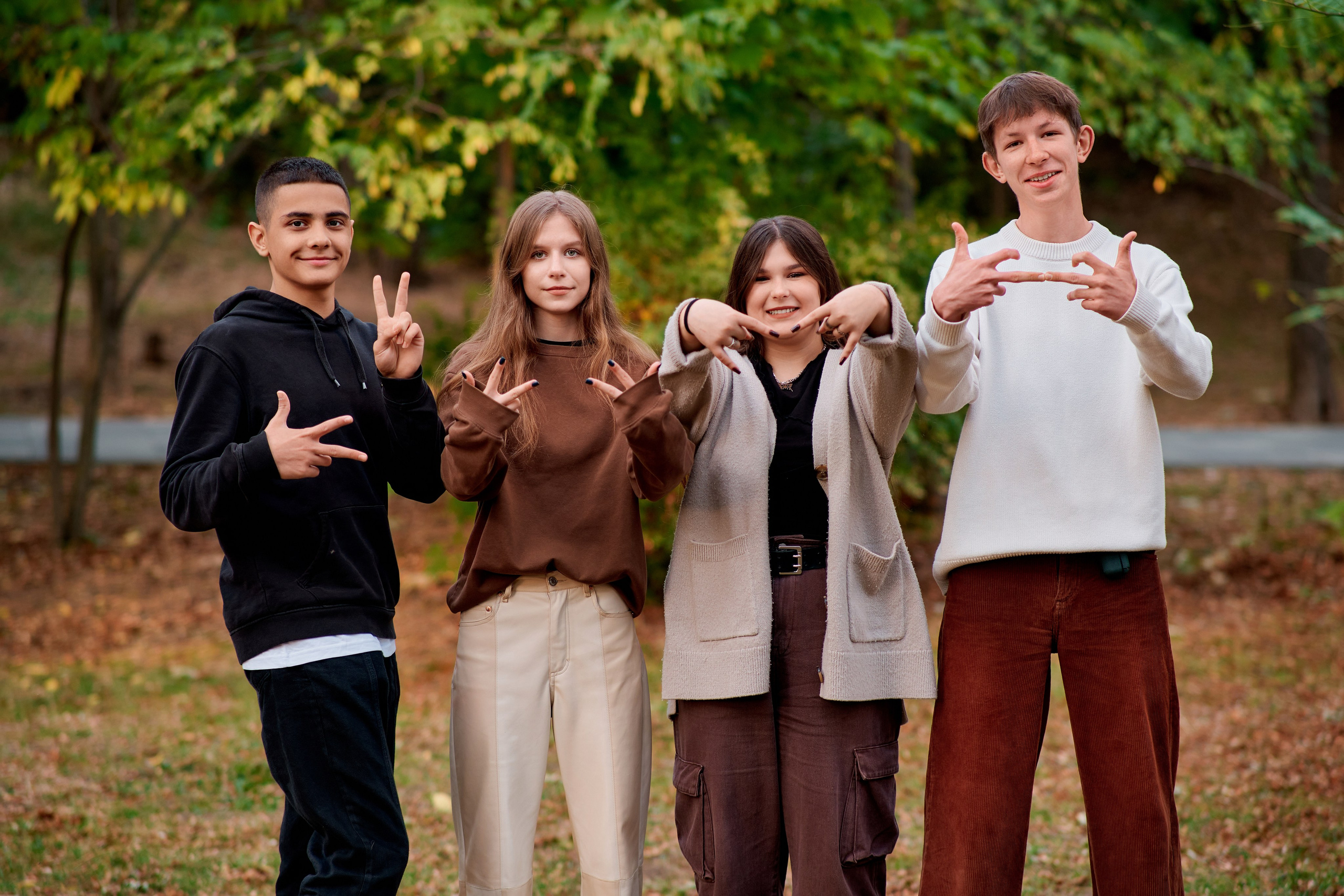 11 класс. Осенняя фотосессия. Приморский парк. Фотограф Таганрог Анна Трайжон