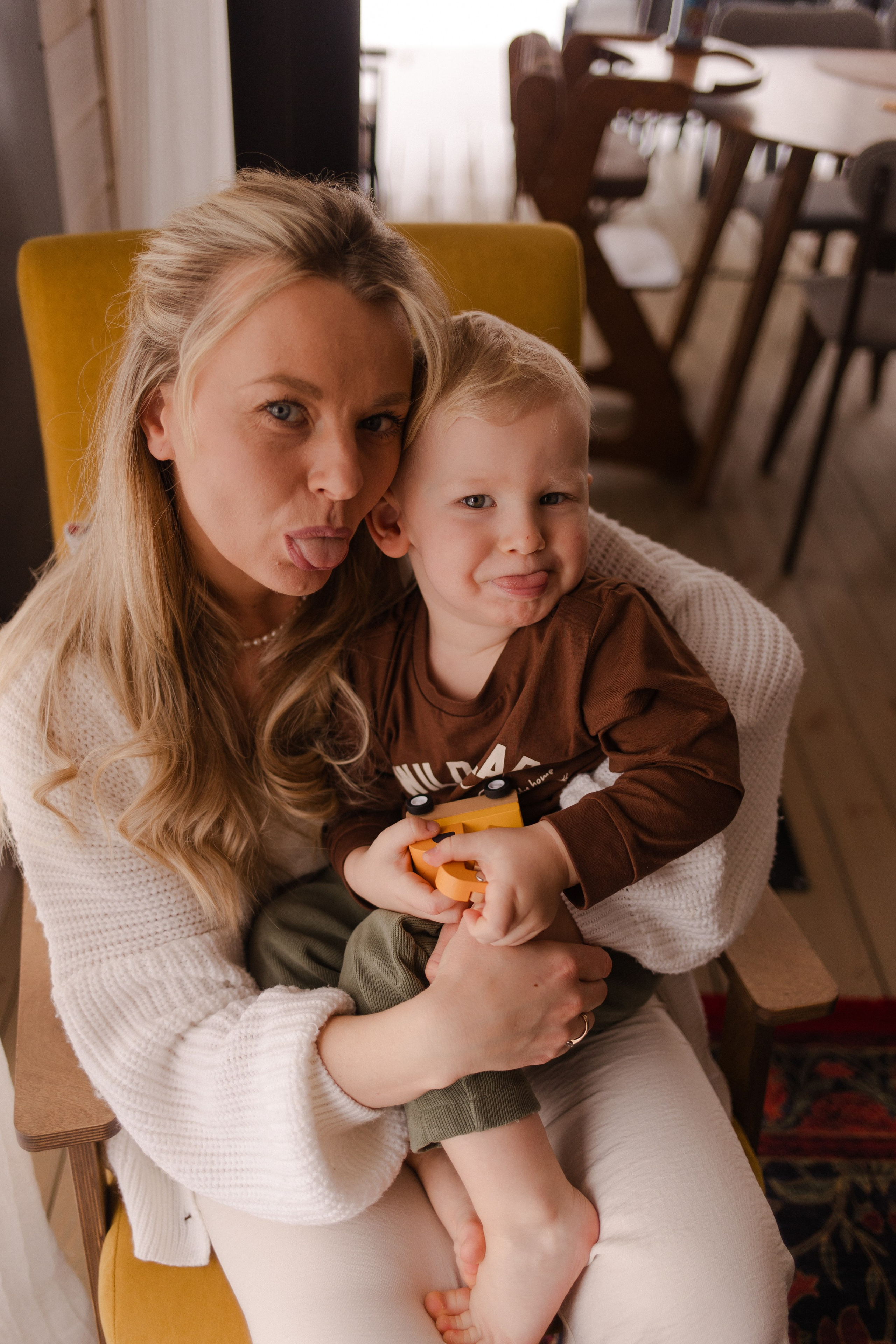 Акрам Ульяна и мальчишки. Фотграф в Москве Кузьмина Мария