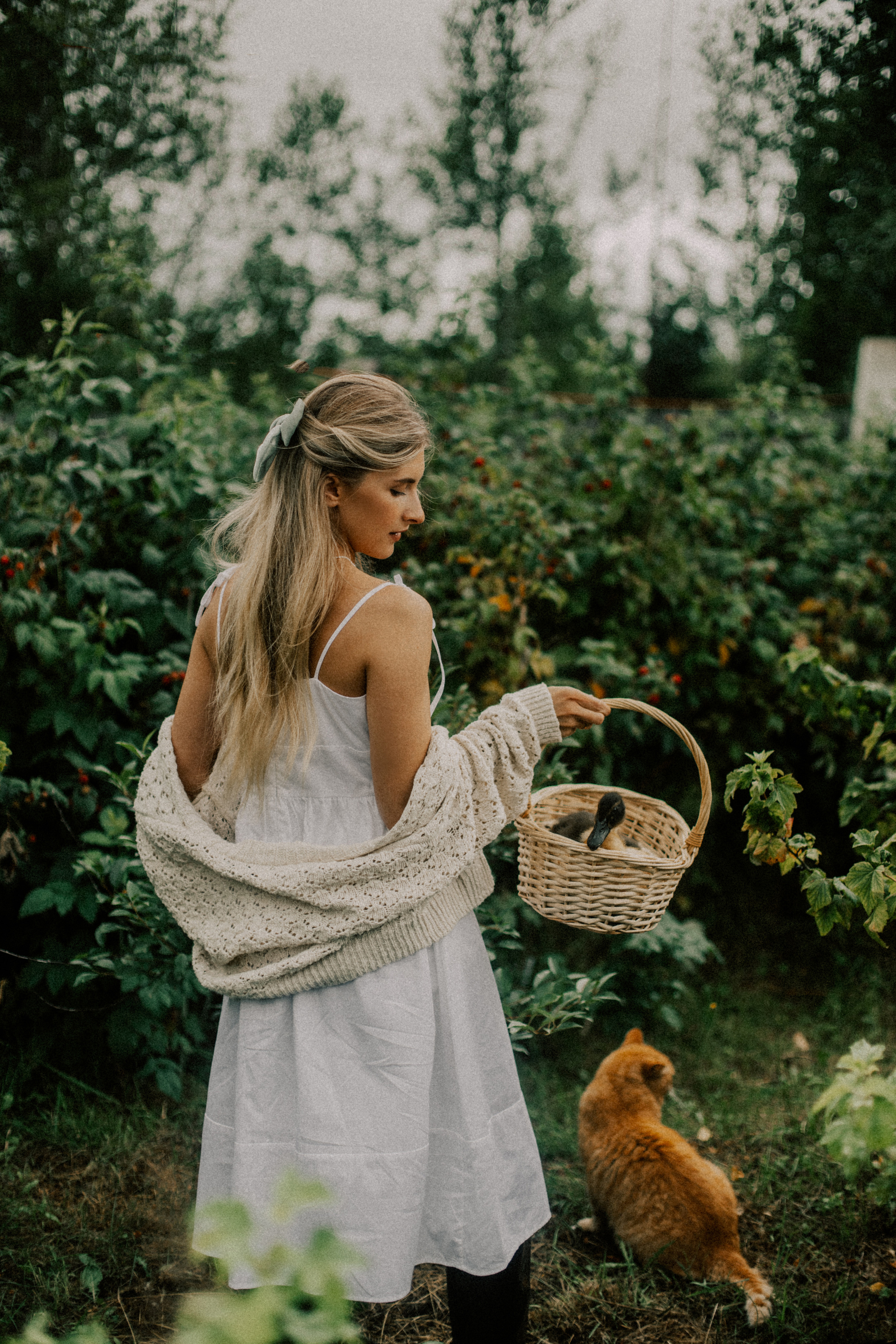 Юля в деревне. ФОТОГРАФ Екатеринбург Москва Анастасия Замесина