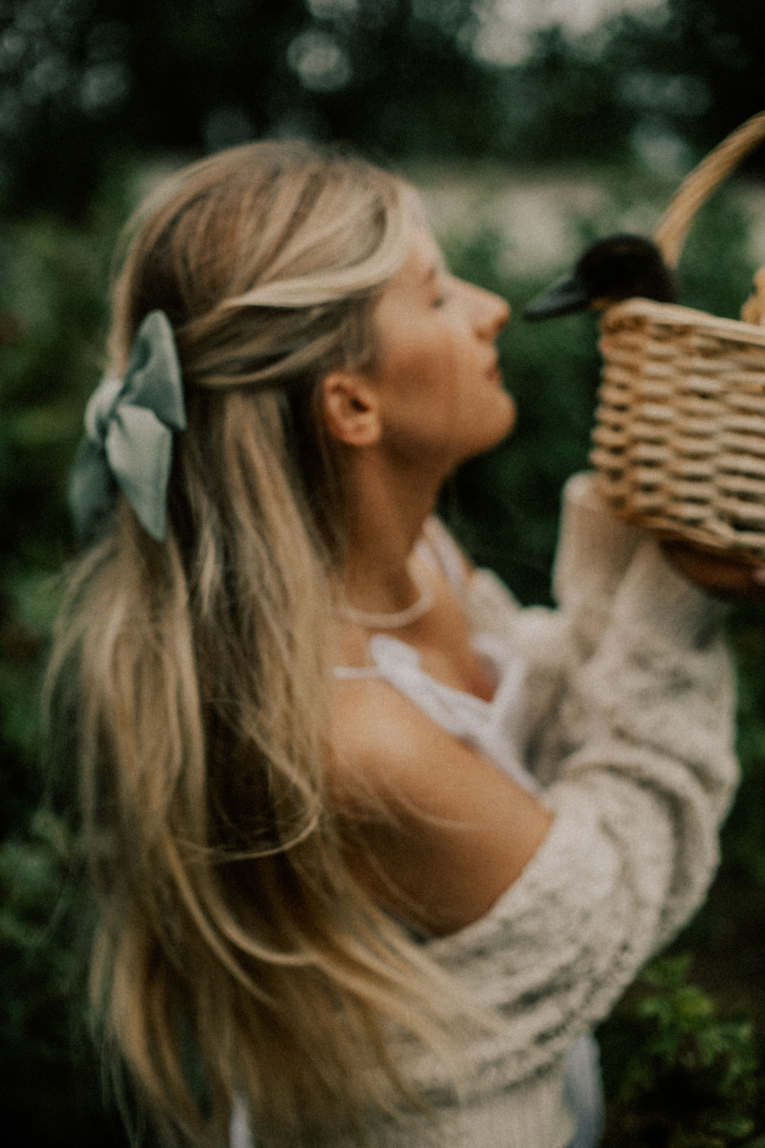 Юля в деревне. ФОТОГРАФ Екатеринбург Москва Анастасия Замесина