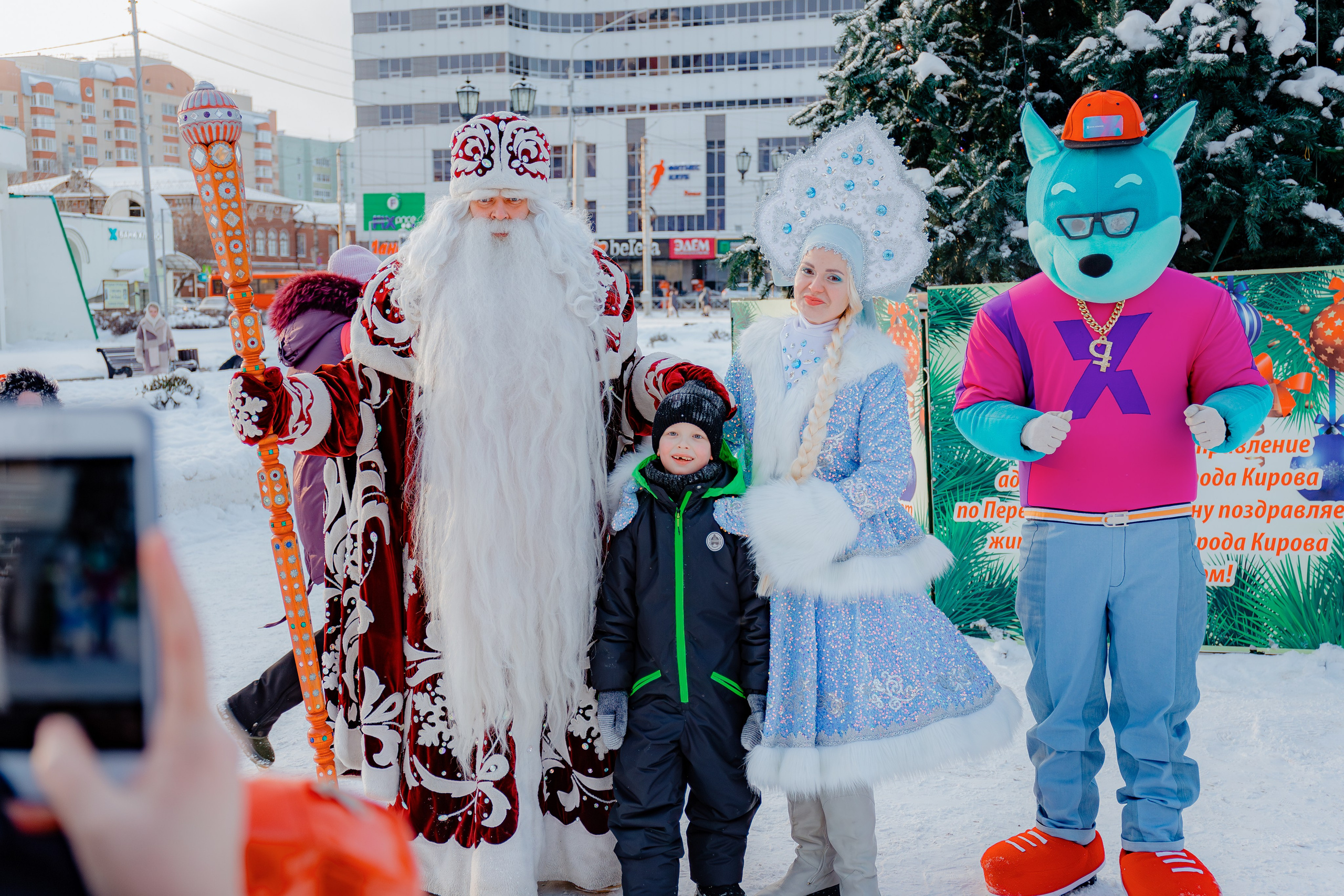 Ёлка от банка «Хлынов». Свадебный и репортажный фотограф Киров | Вадим Карпук