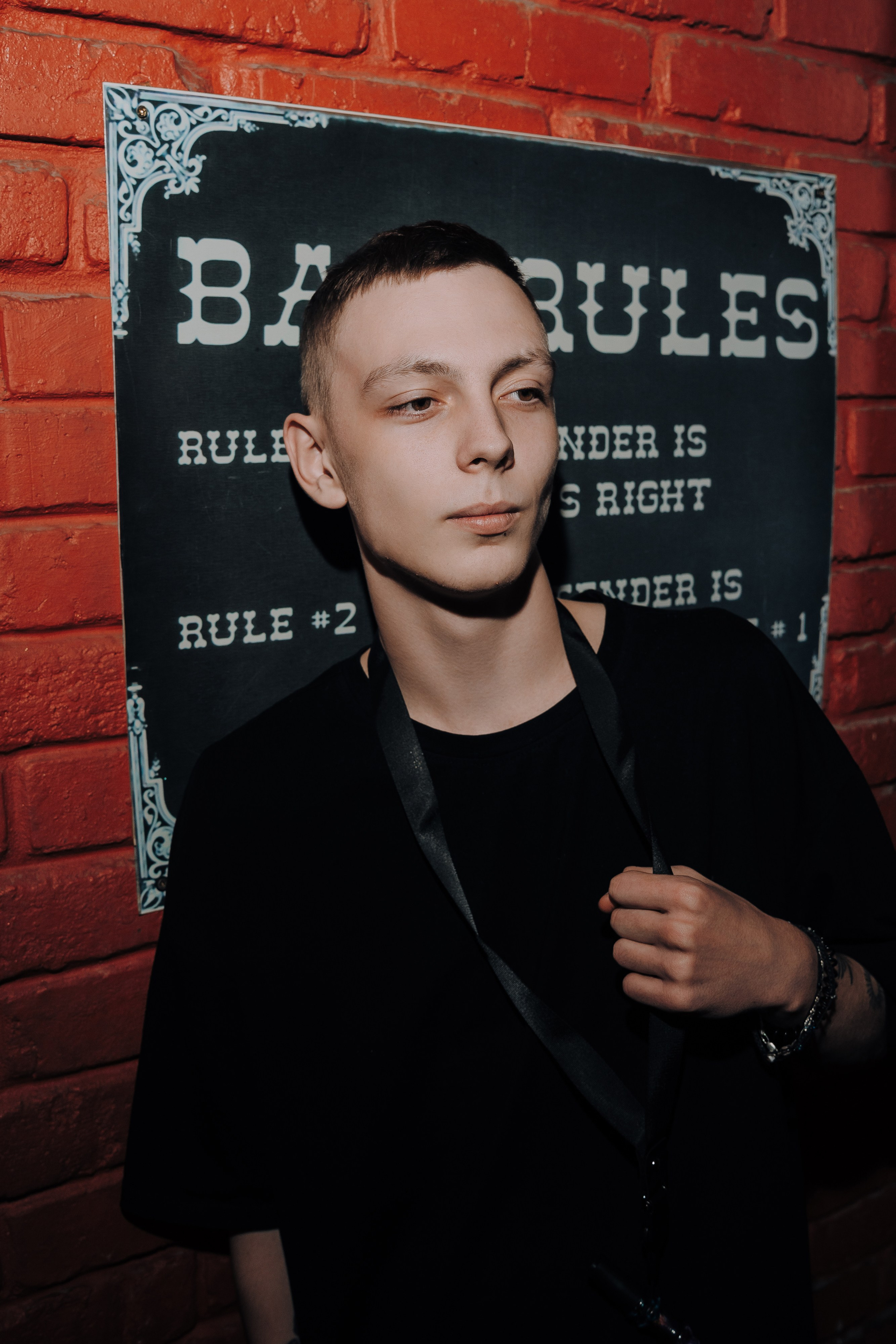 20 ЛЕТ МЕГАПОЛИС ЧЕЛЯБИНСК ХЕДЛАЙНЕР ЕЛКА. Репортажный фотограф Зуев Роман г. Челябинск