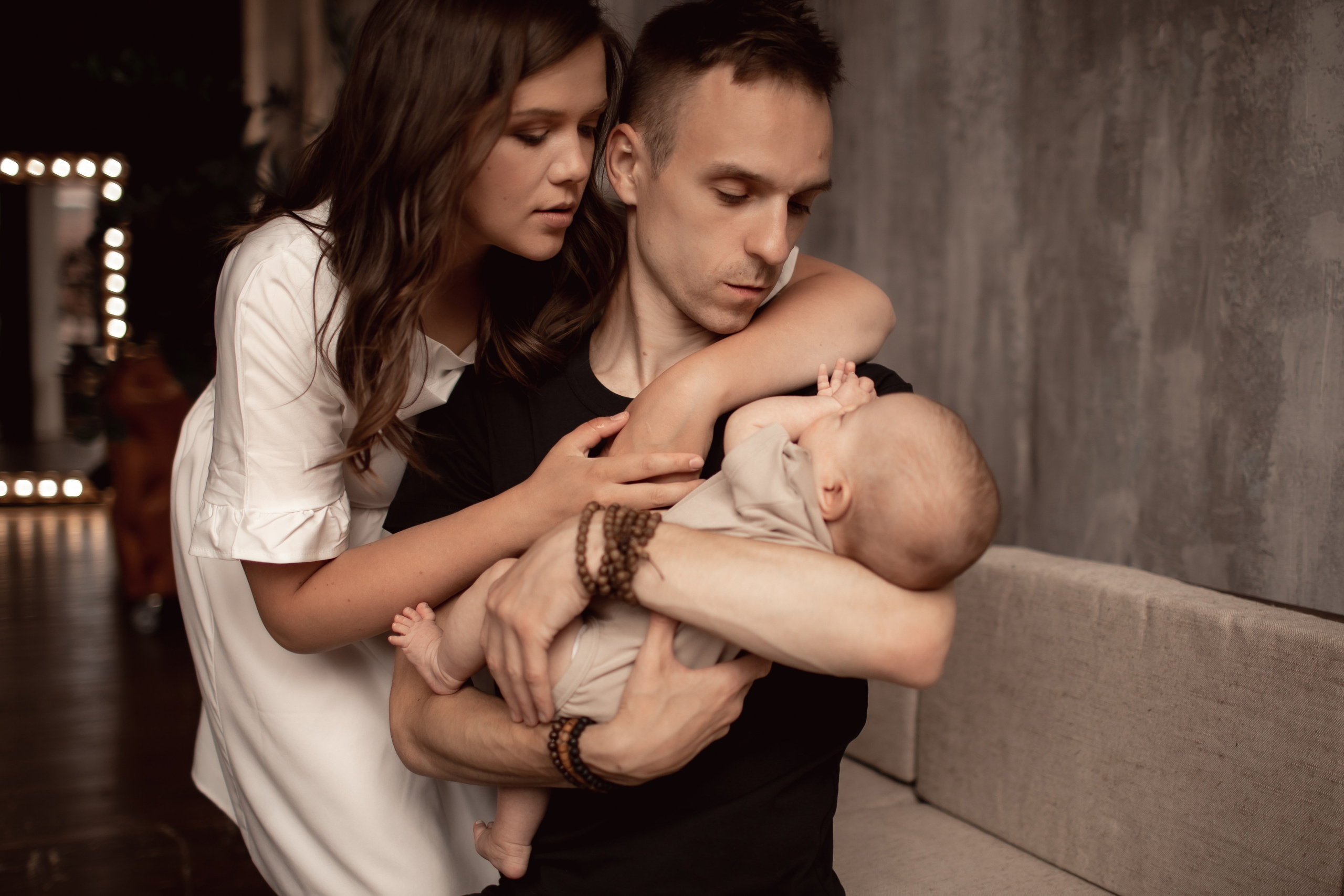 Валерия и Геннадий с крошкой. Семейный фотограф в Москве