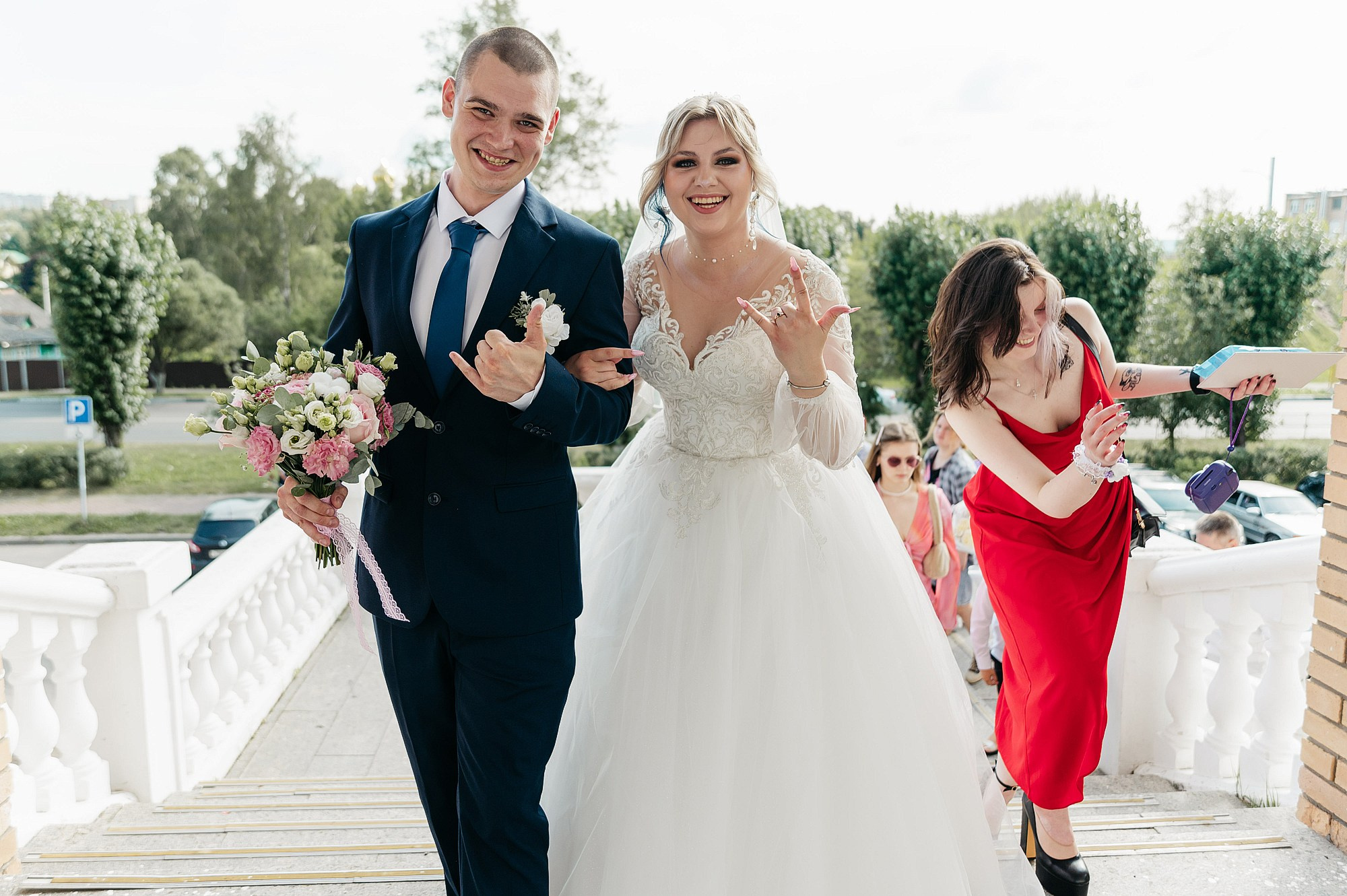 Перед загсом на позитиве