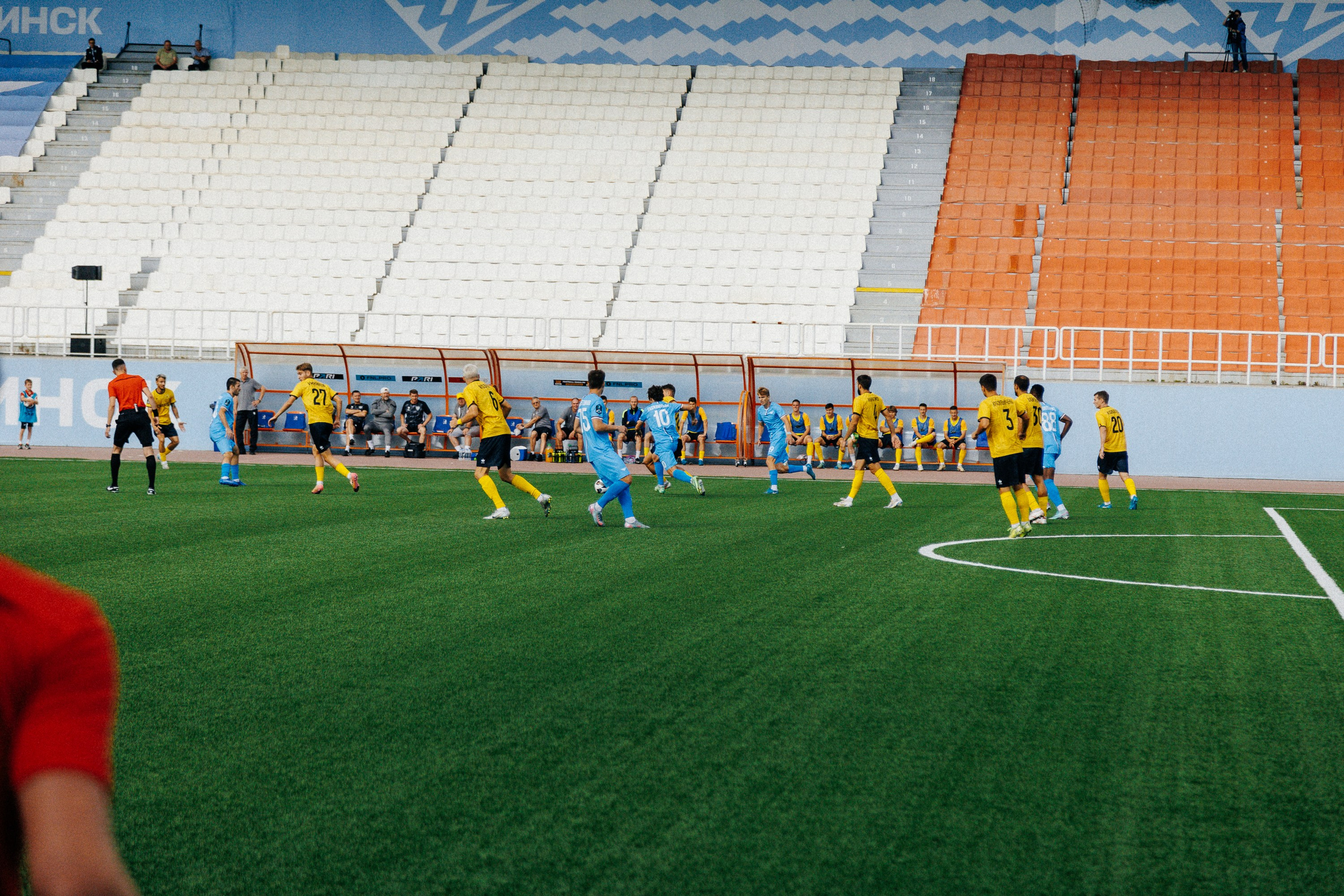 ФК ЧЕЛЯБИНСК Х ФК ВОЛГА. Репортажный фотограф Макс Брагин