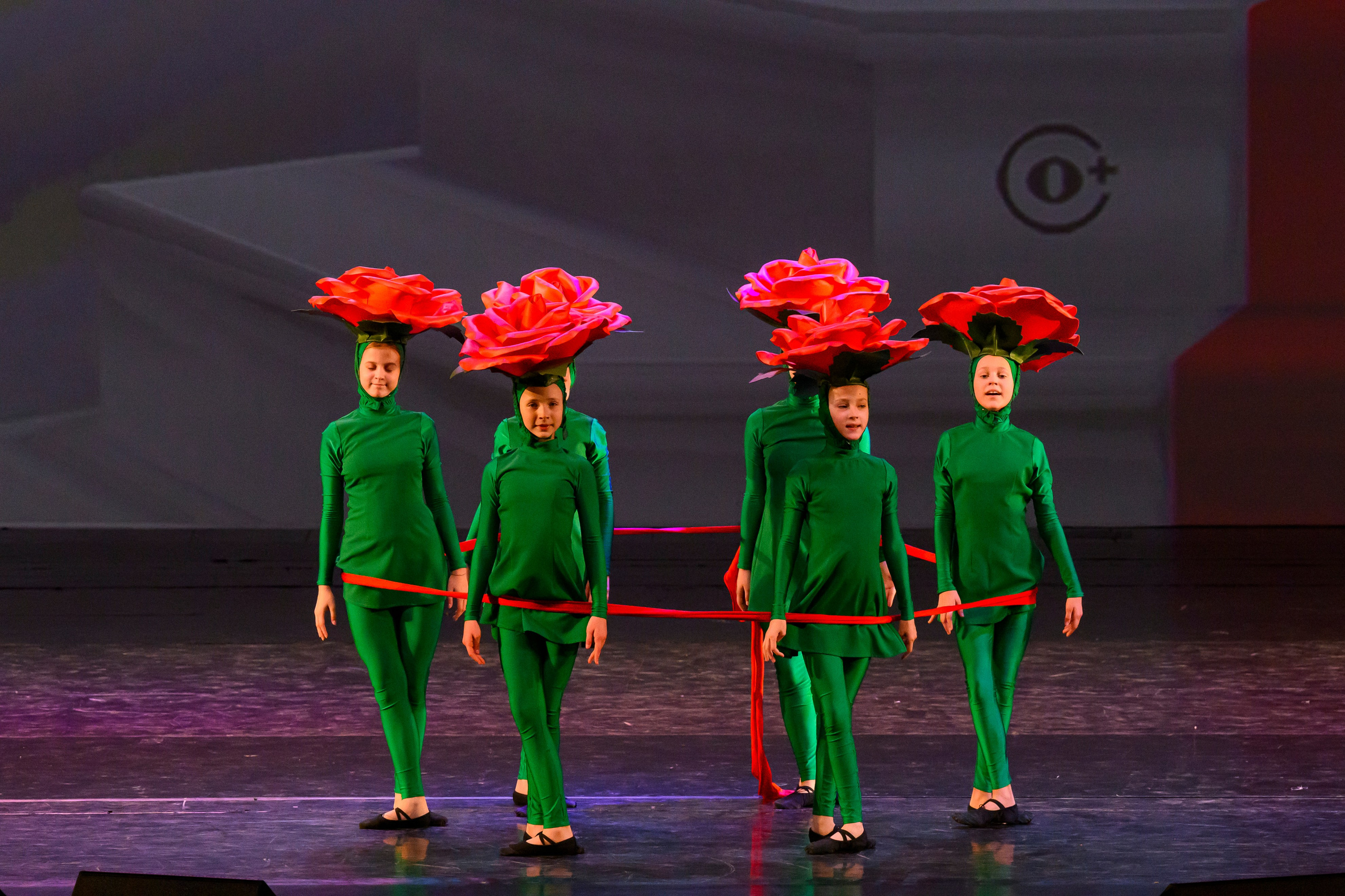 23 апреля, часть 1, БКЗ Октябрьский, г. Санкт-Петербург. Золотое яблочко