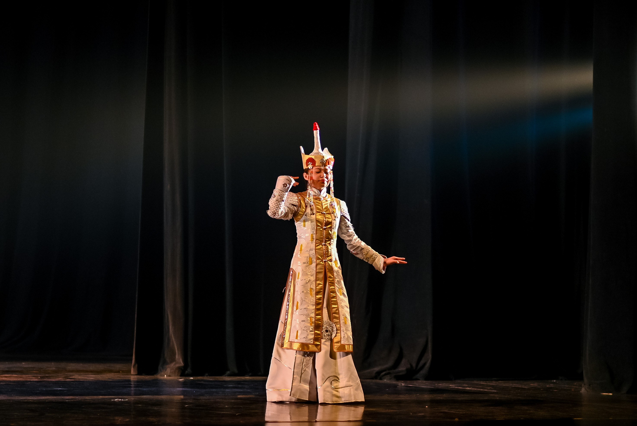 23 апреля, часть 3, БКЗ Октябрьский, г. Санкт-Петербург. Золотое яблочко