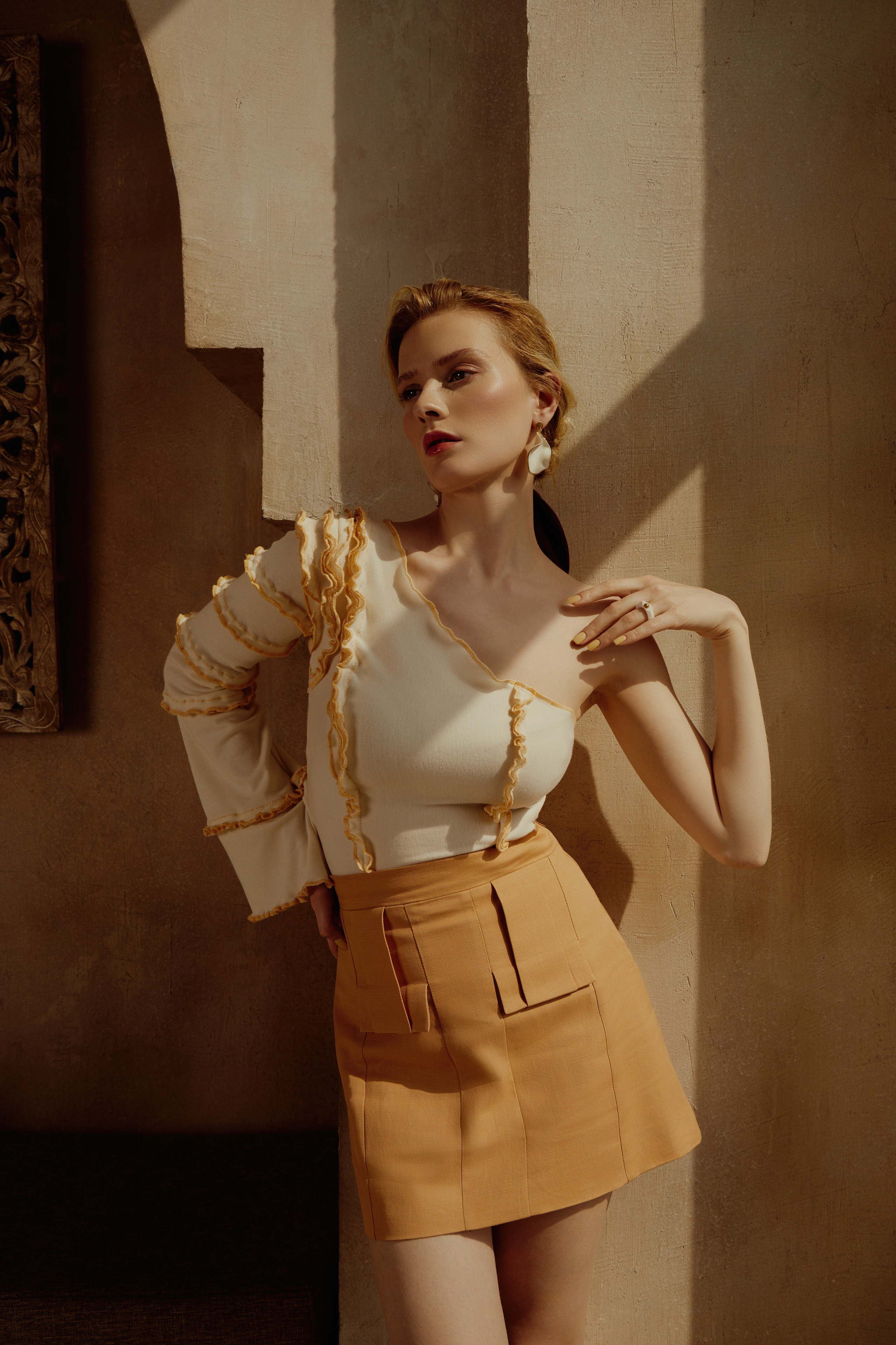 Кампейн для дизайнера Валерии Перовой. Коммерческий фотограф в Москве Марина Иванькова