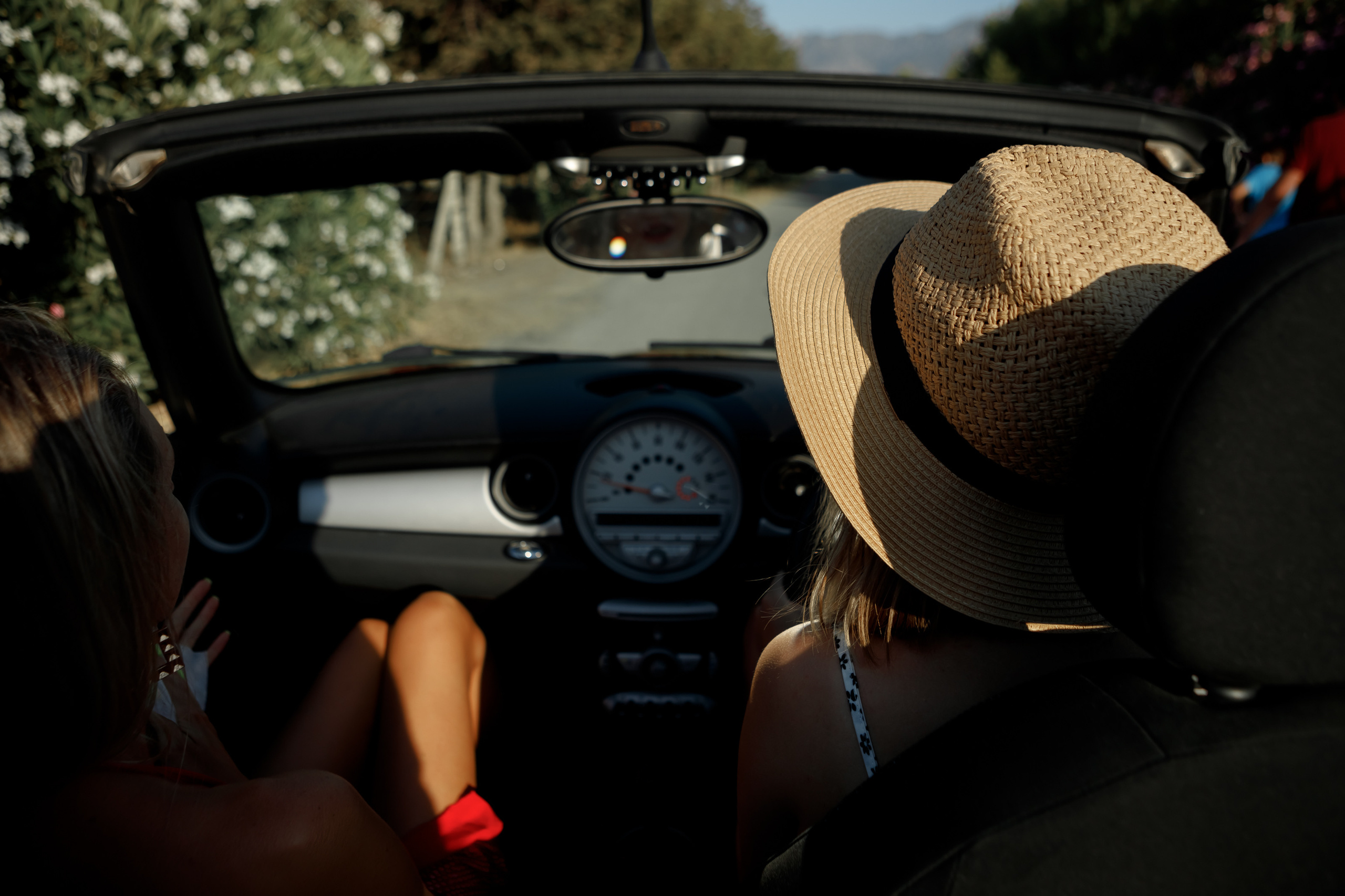 Olga & Anna. Фотограф в Батуми Павел Шарников