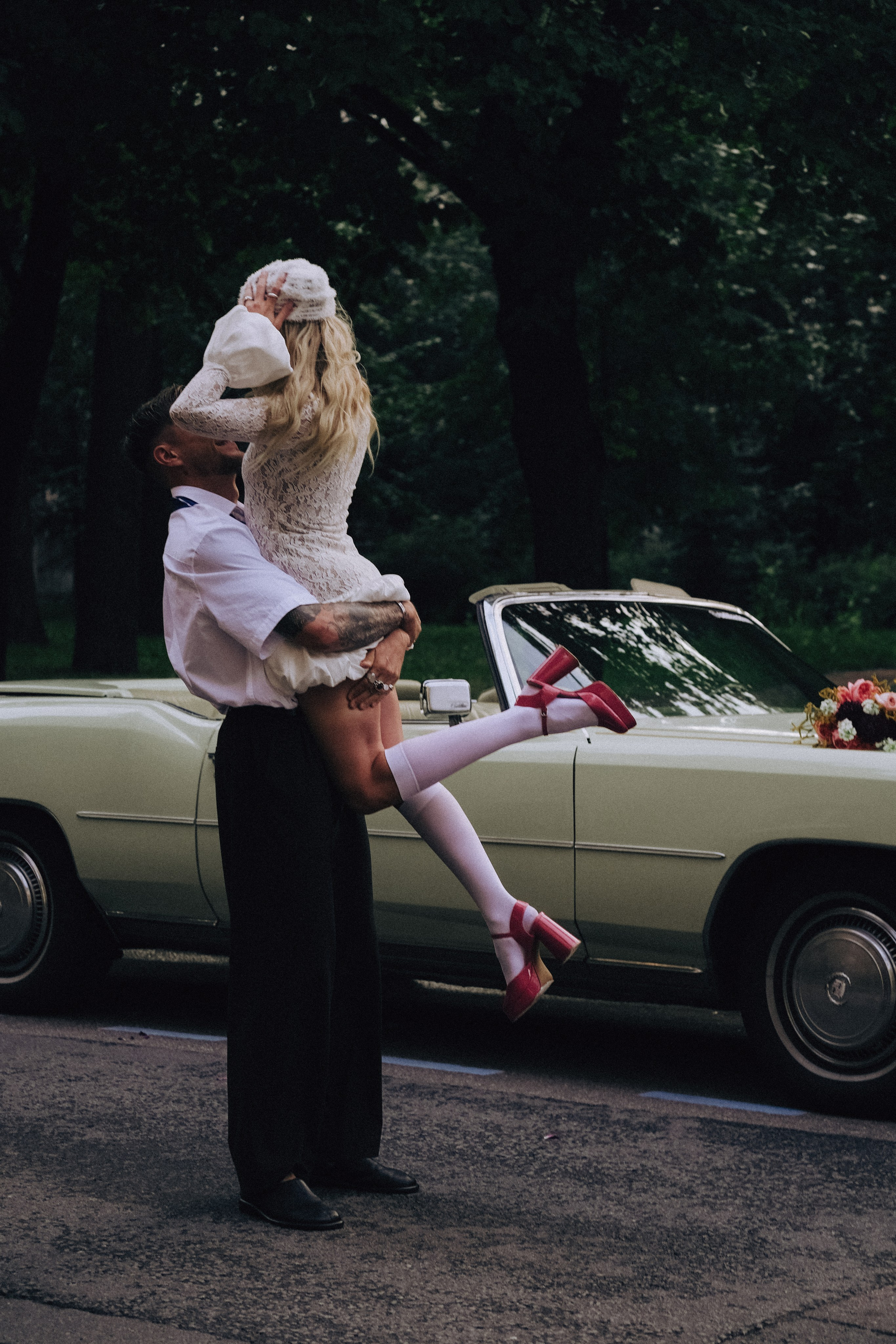 СВАДЕБНАЯ СЬЕМКА С КАБРИОЛЕТОМ В САНТК-ПЕТЕРБУРГЕ НА ПЕТРОГРАДКЕ В ОТЕЛЕ ПАНОРАМИКА. Профессиональный фотограф, Санкт-Петербург — Виктория Богомолова