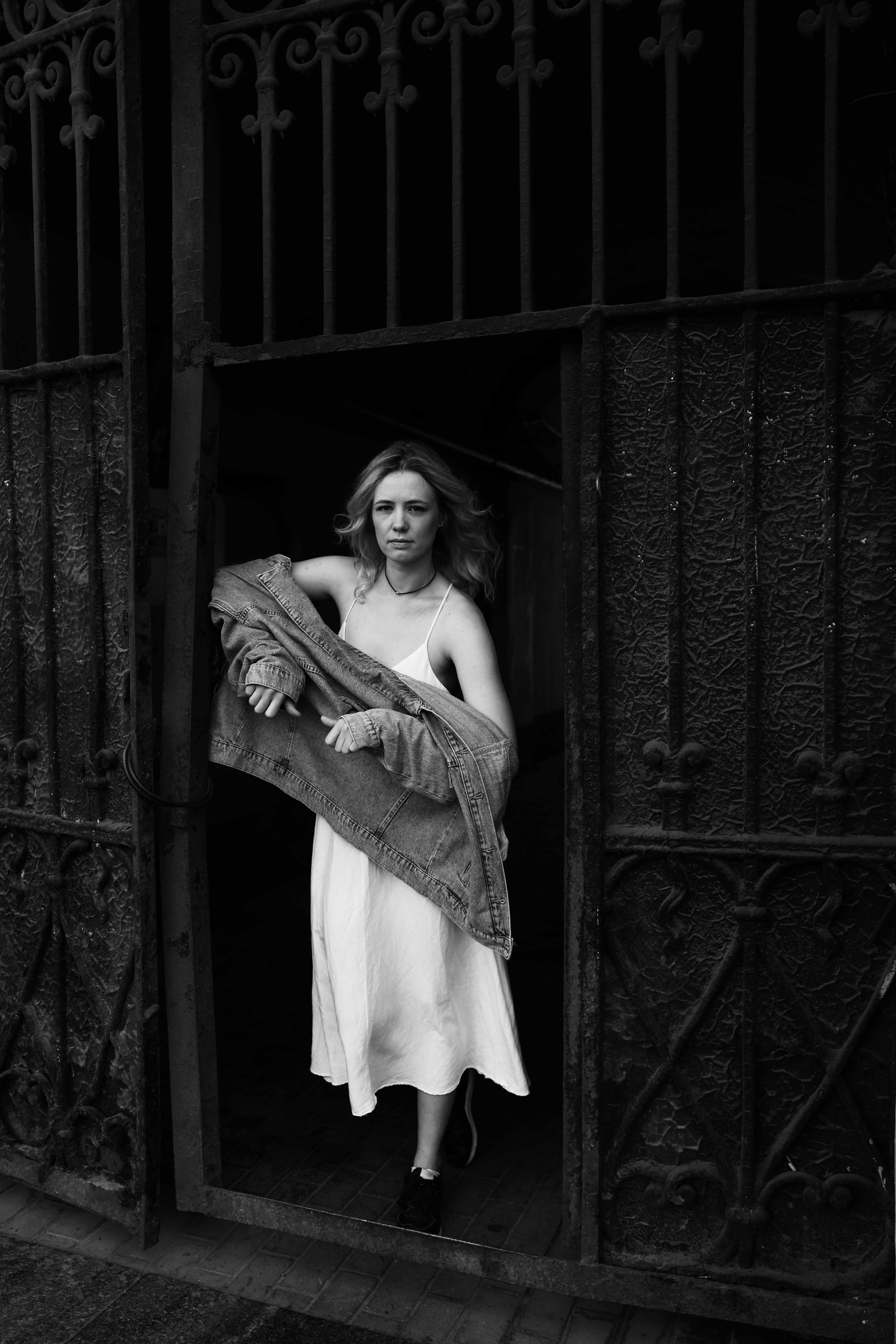 Ира. ЧБ. Свадебный и семейный фотограф в Санкт-Петербурге Лолита Евстифеева