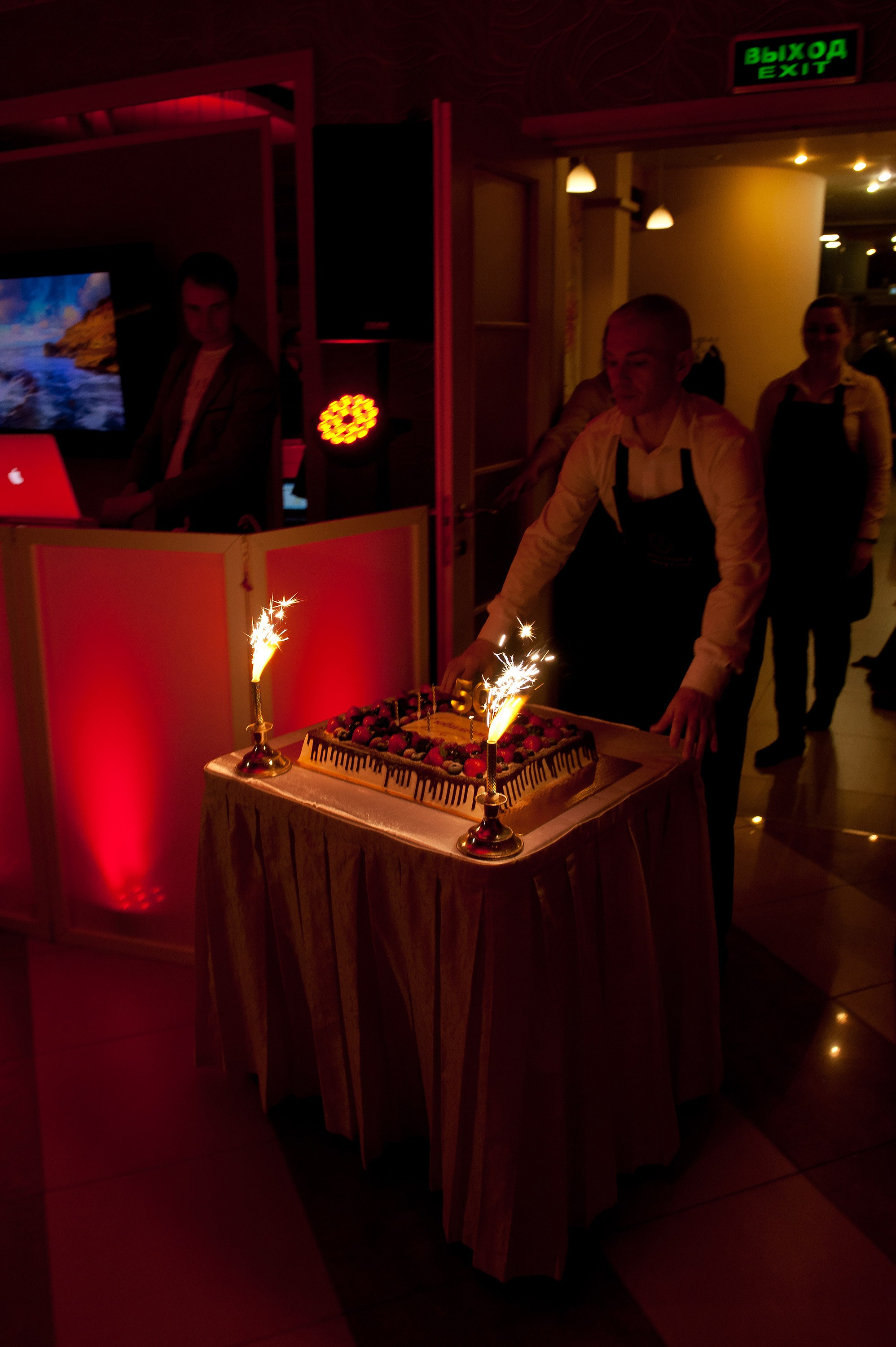 Юбилей Владимира. Репортажный фотограф и видеограф Слава Думчев. Тимбилдинги, отчетники, корпоративы