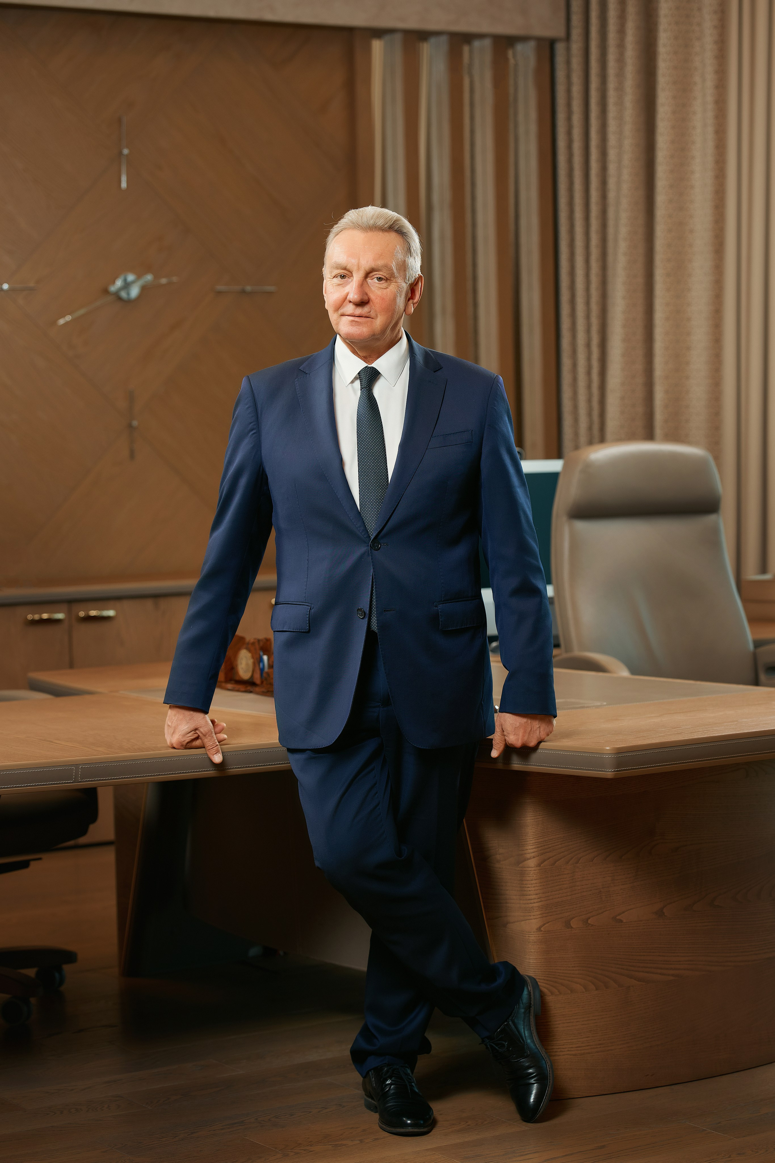 Портреты первых лиц. Мое имя Раиль. Я репортажный фотограф в Казани, так же мой любимый жанр — свадебный фотограф