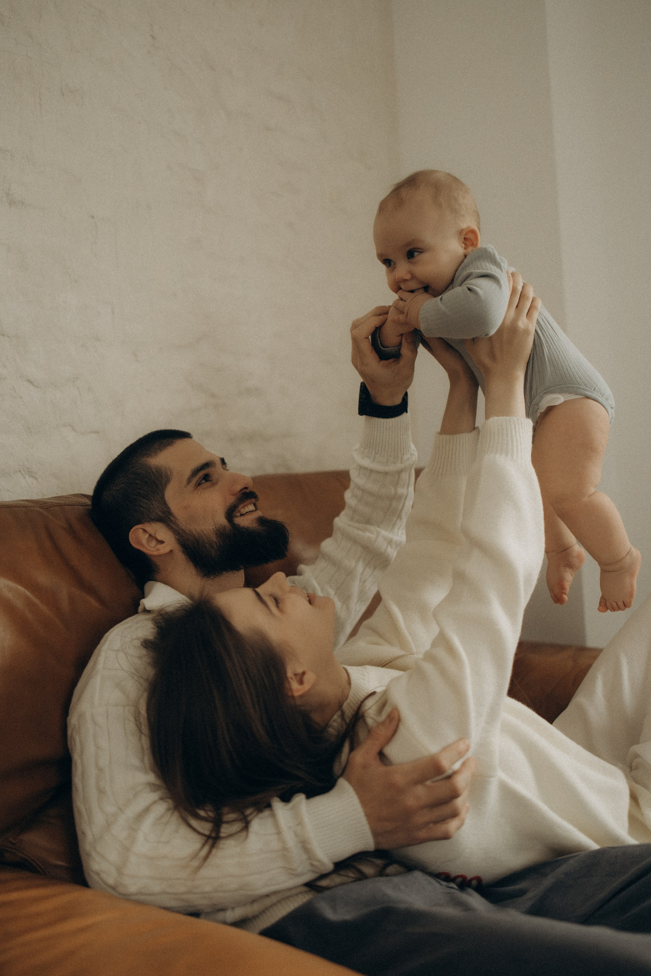 Семейная фотосессия в студии. Семейный фотограф Москва Юлиана Фетисова