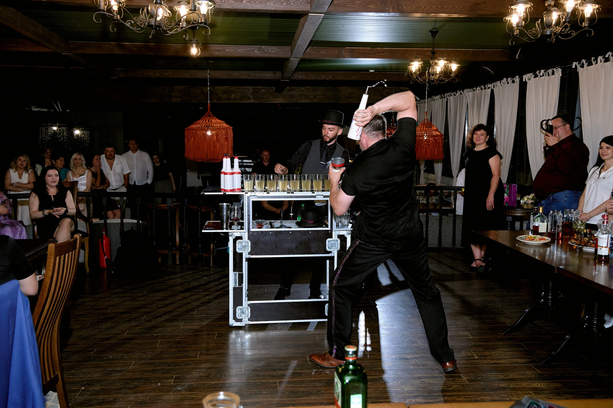 Выпускной 35 Сош. Фотограф Выпускные альбомы Таганрог Сергей Коробченко