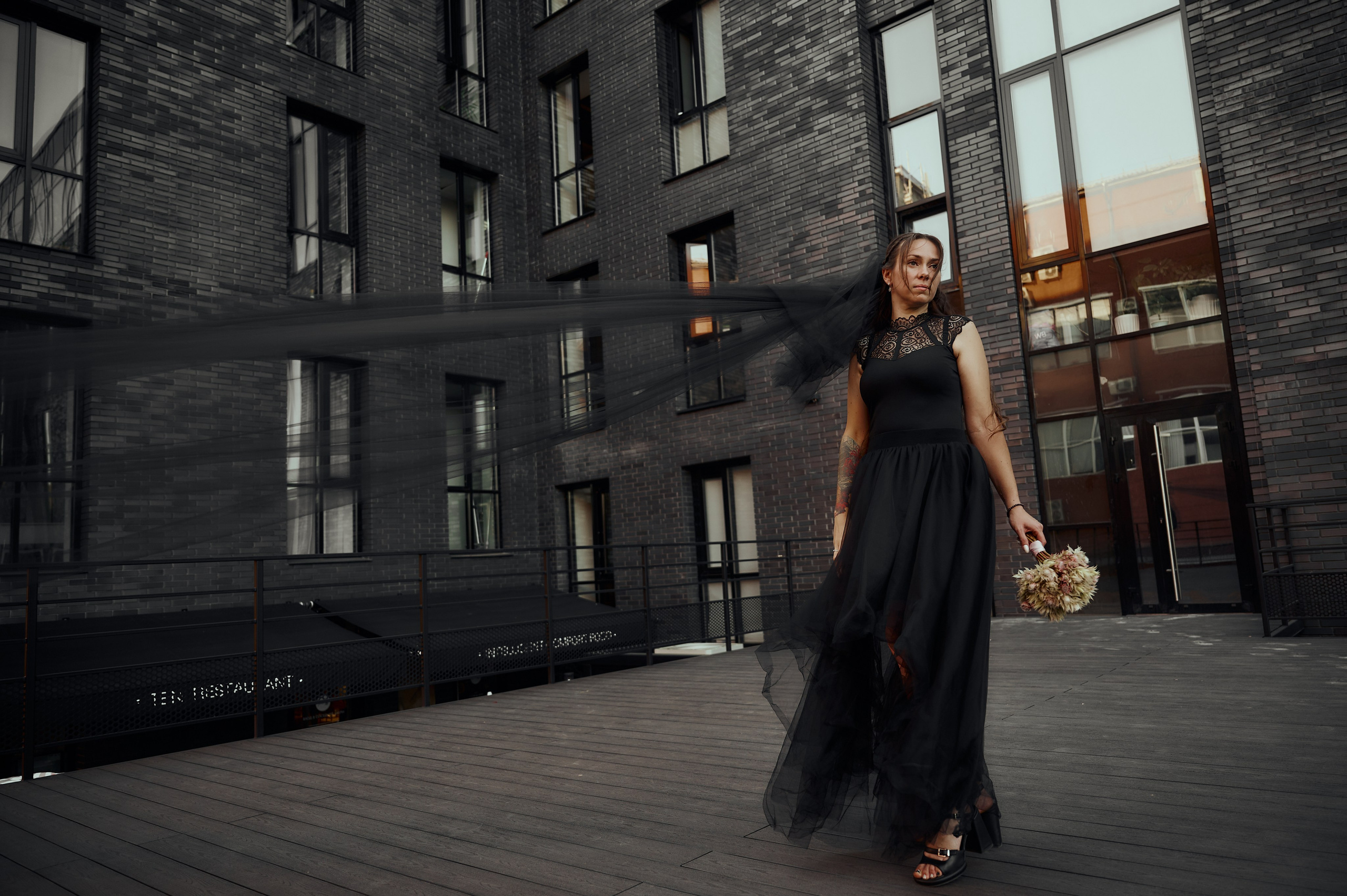 Свадебная фотосессия в Туле в черном. Свадебный фотограф в Туле Никита Беляев