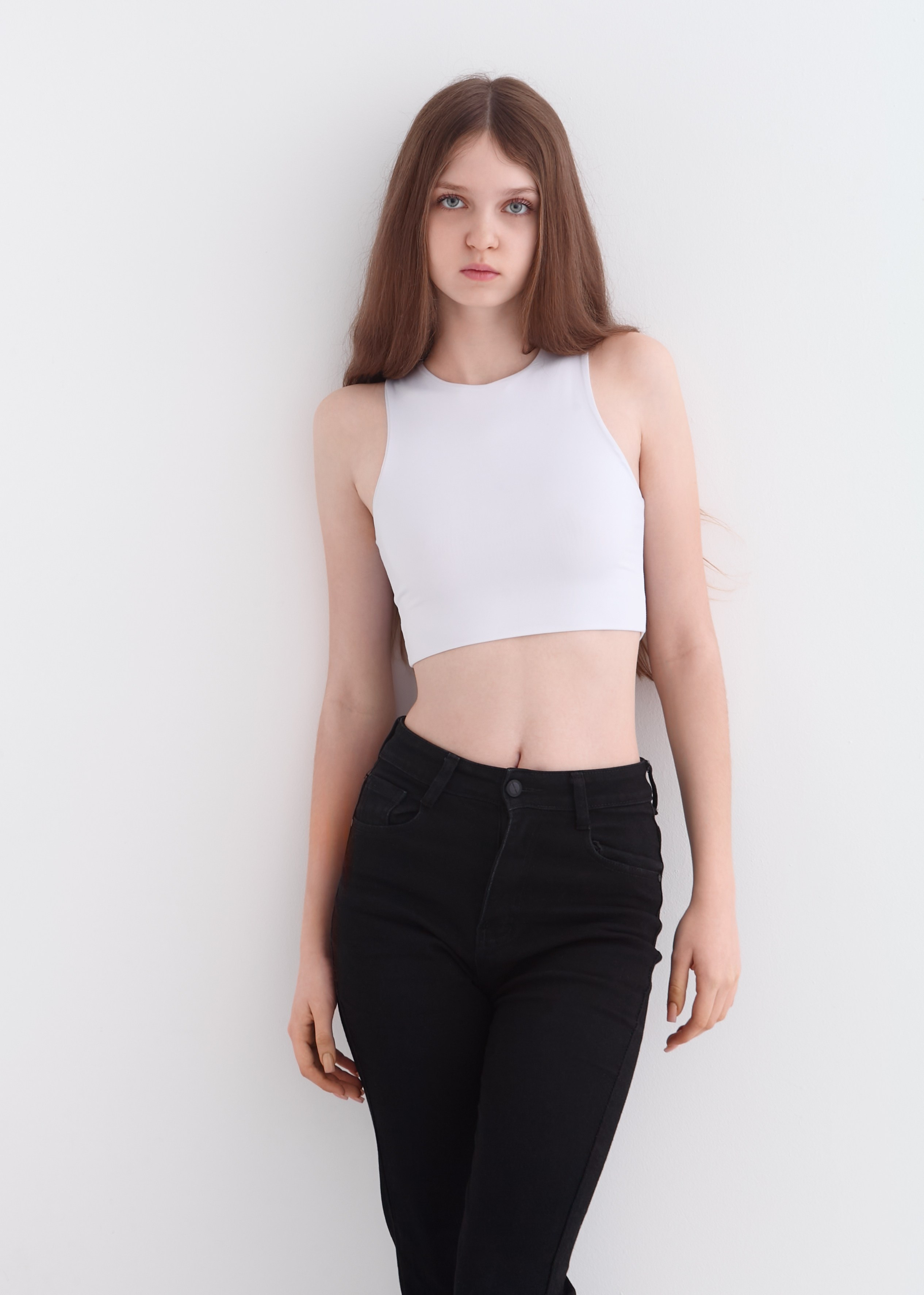 Модельные тесты для Ксении. Модельные тесты в Москве. Фотограф Вика Паршина