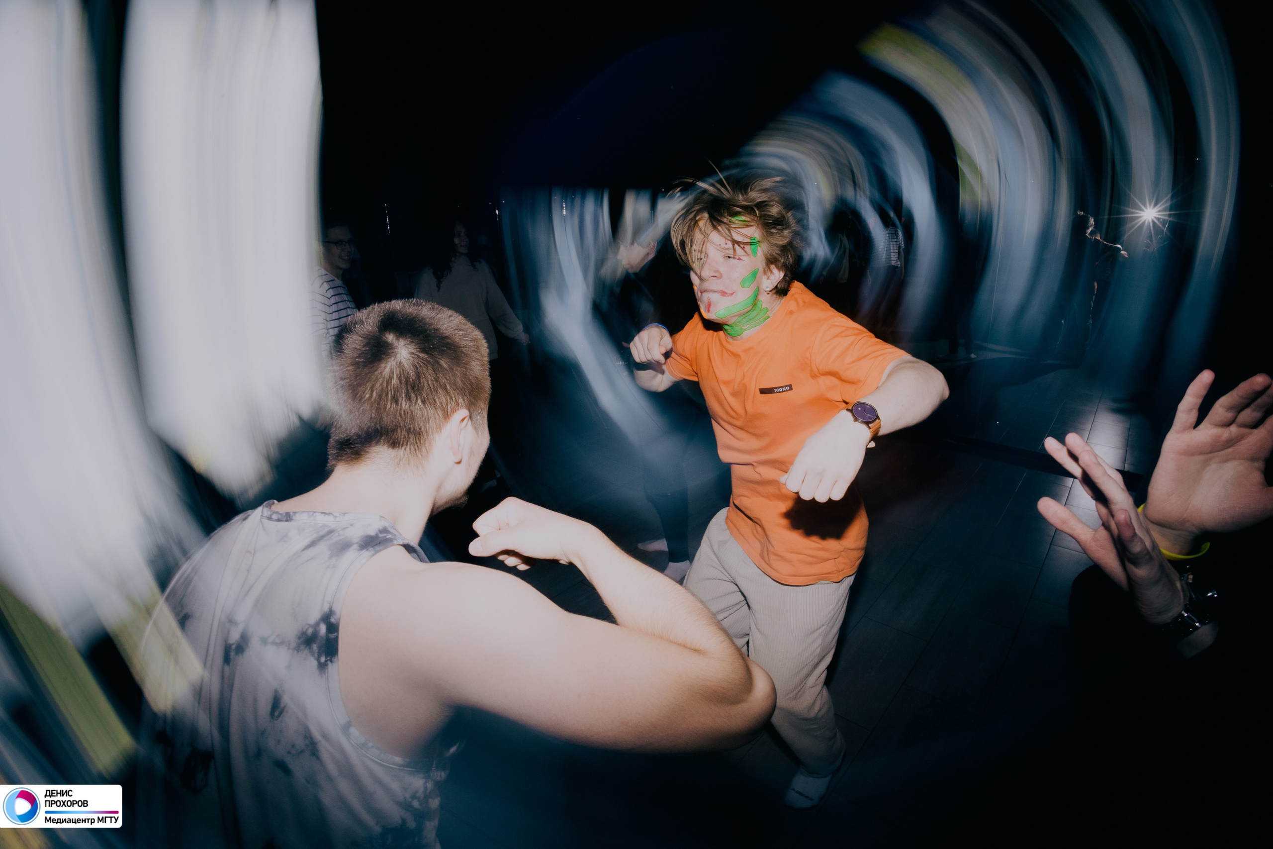 Квартирник «Рейволюция» // 04.05.24. Денис Прохоров Фотограф в г. Магнитогорск