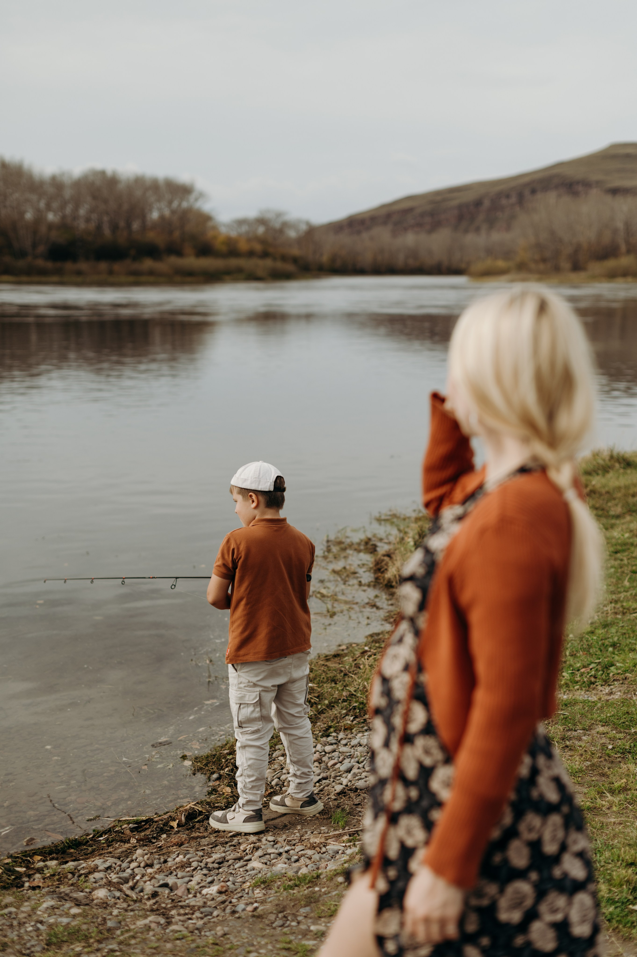 Осенняя прогулка на берегу. Фотограф в Абакане и Минусинске