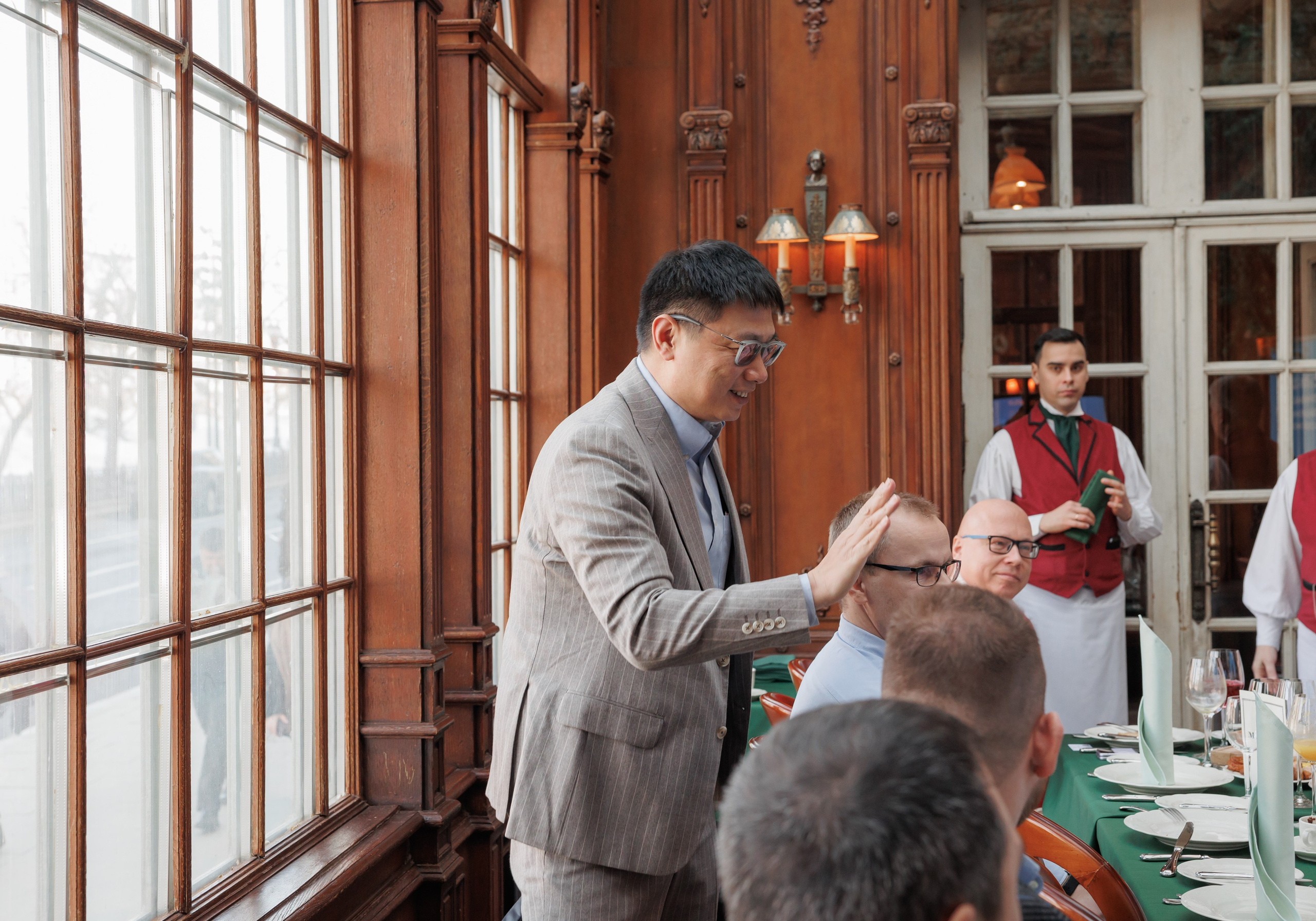 Деловой завтрак, кафе «Пушкин». Свадебный и репортажный фотограф (Москва, Королев и другие)