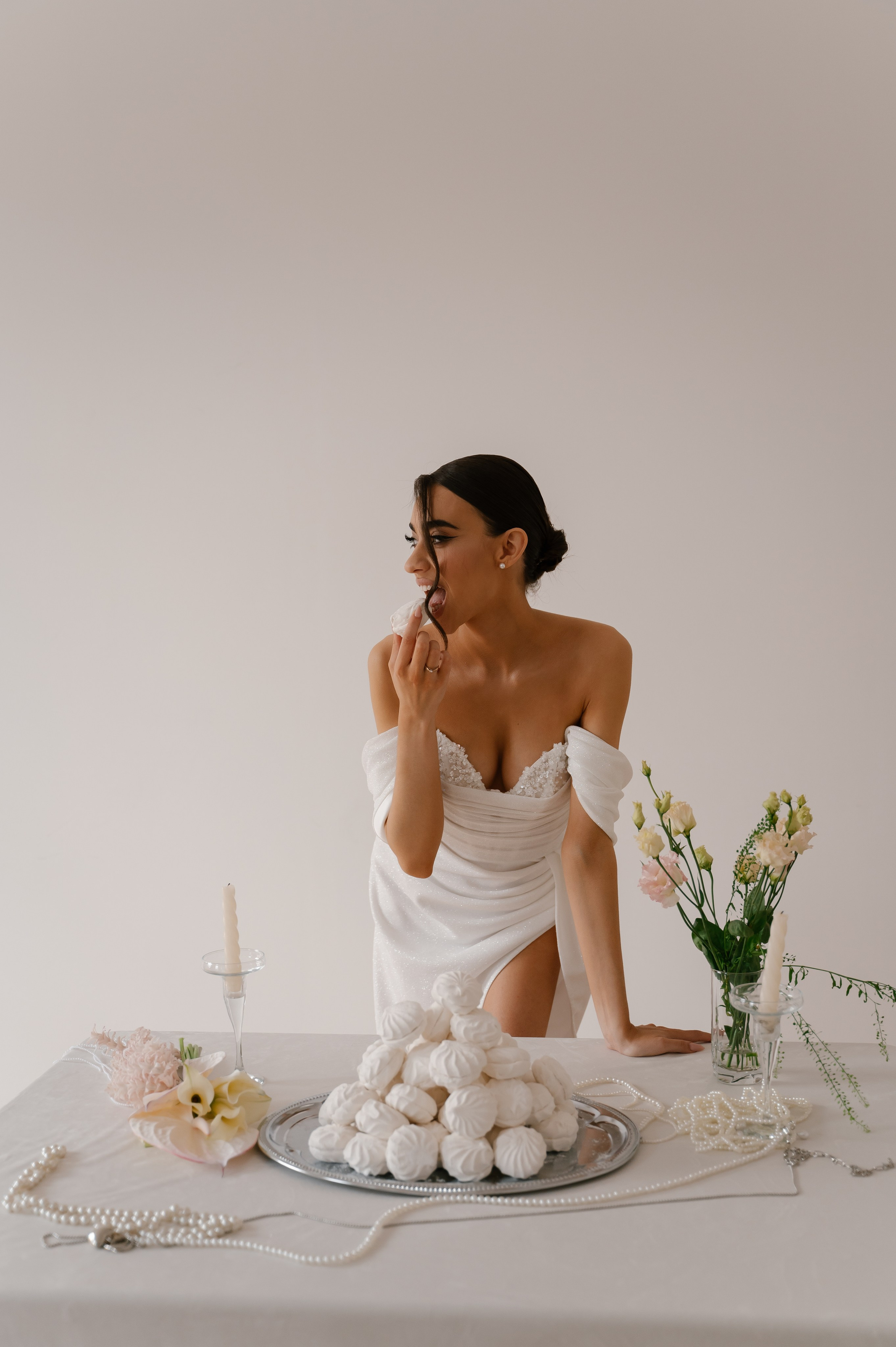 Утро жениха и невесты и съемка в студии. Свадебный и семейный фотограф Пенза Анастасия Артюшкина