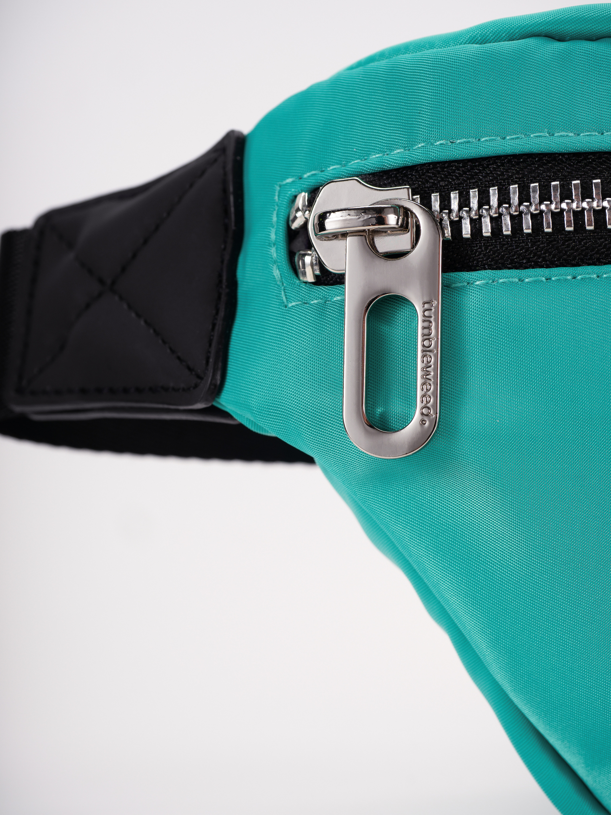 Стрит съемка верхней одежды