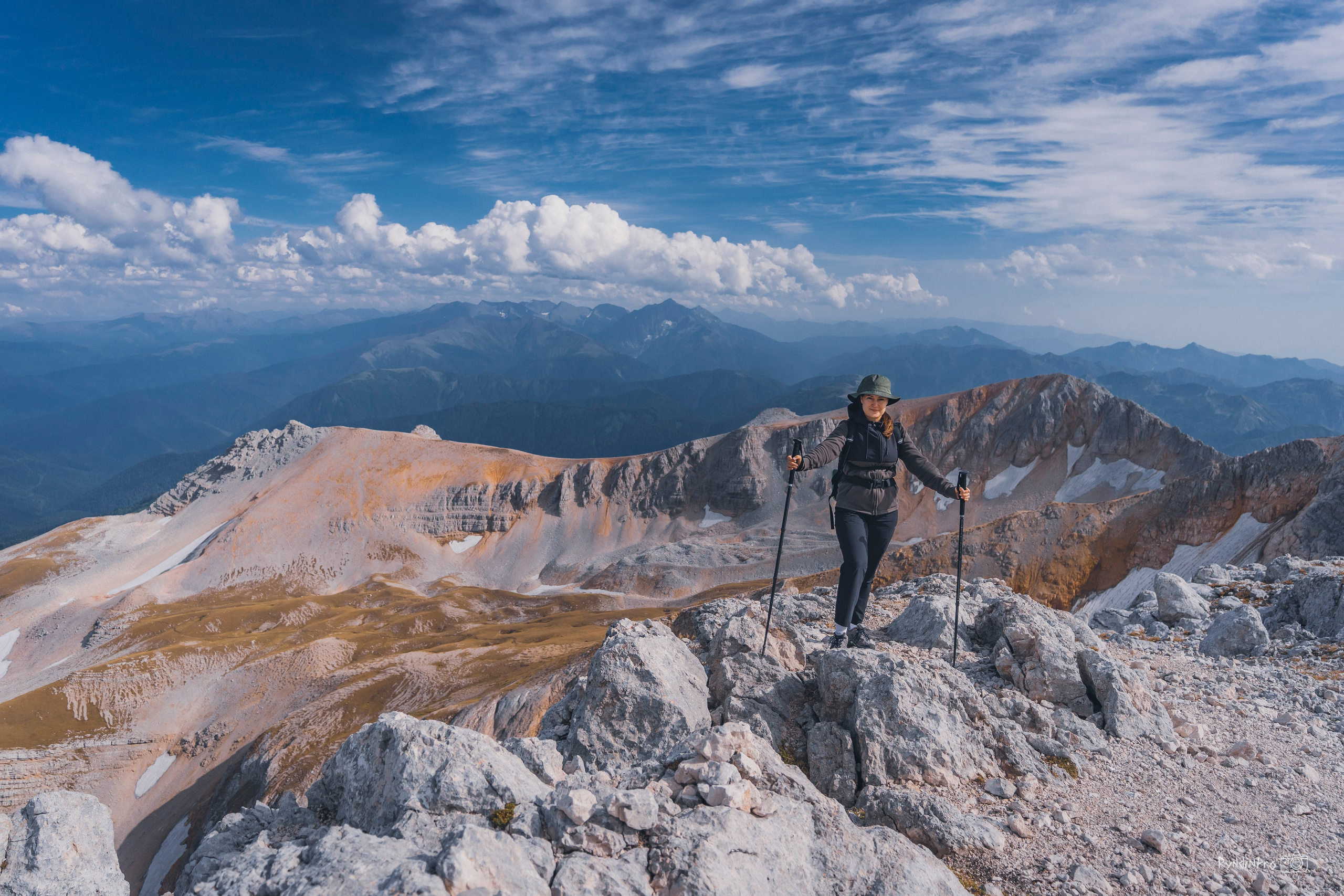 Поход на Оштен с командой Мадьяр 10.09.24. Репортажный фотограф в Краснодаре Рындин Дмитрий