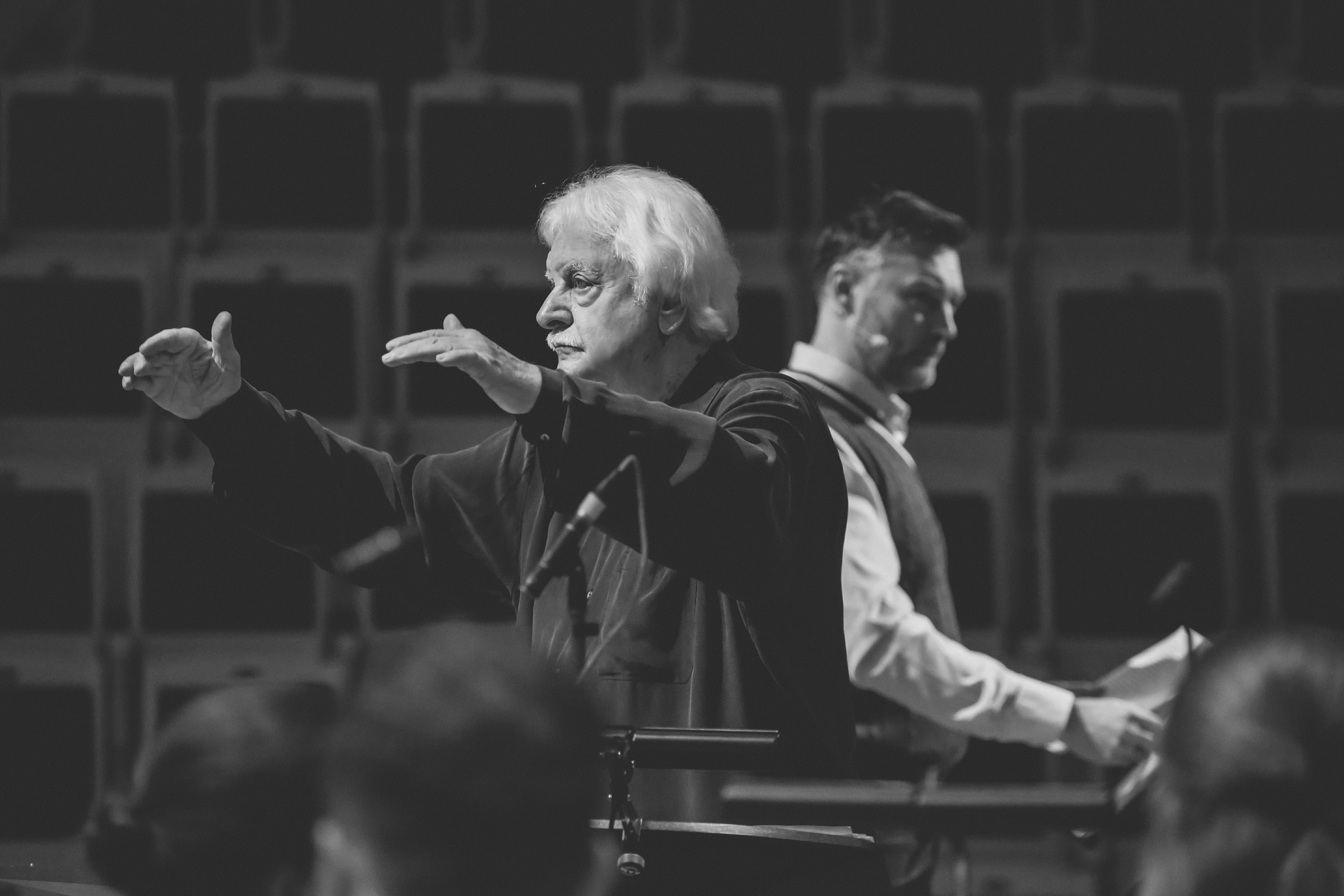 «Средь шумного бала» — литературный концерт Осиповского оркестра. Дарья Письменюк / Darya Leitstern — фотограф, музыкант, журналист, путешественник