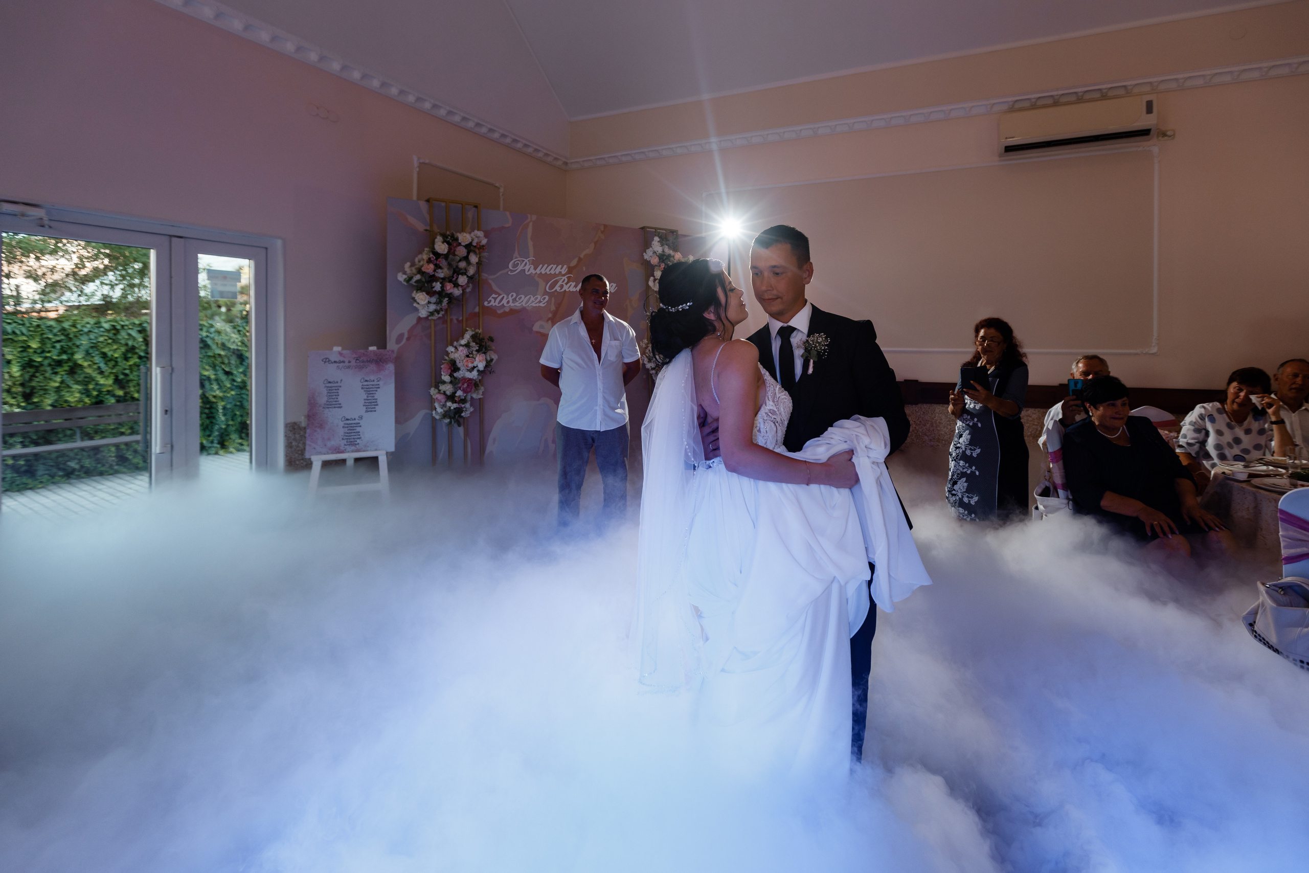 Шампанерия и морской бриз. Анонс свадьбы Валерии и Романа. Свадебный фотограф в Крыму и Севастополе Ольга Баскакова