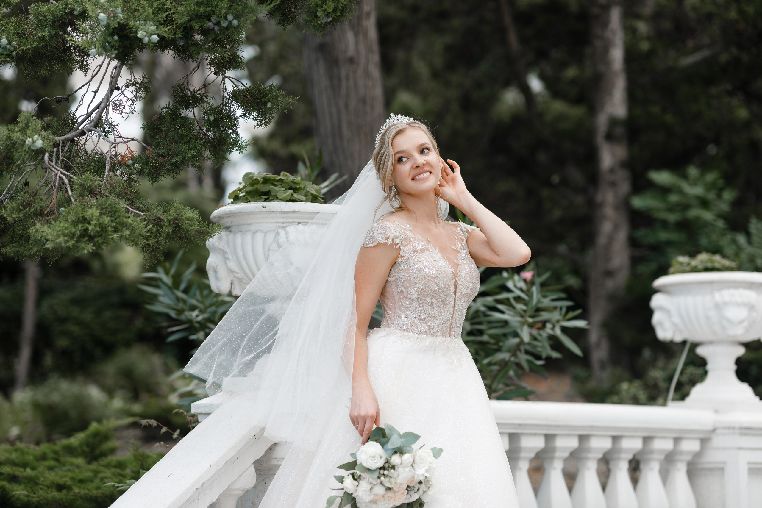 Форосский парк. Анонс свадьбы Светы и Романа. Свадебный фотограф в Крыму и Севастополе Ольга Баскакова