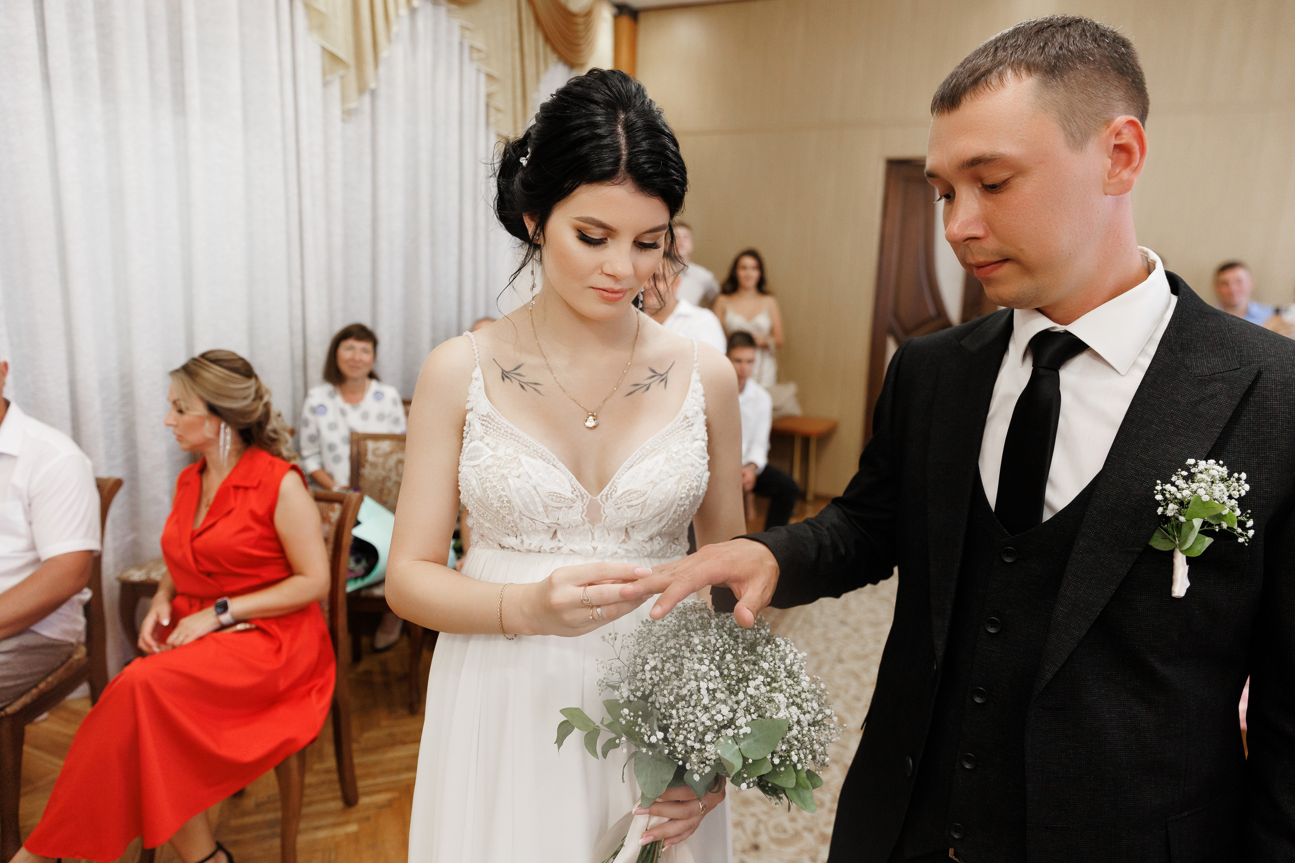 Шампанерия и морской бриз. Анонс свадьбы Валерии и Романа. Свадебный фотограф в Крыму и Севастополе Ольга Баскакова