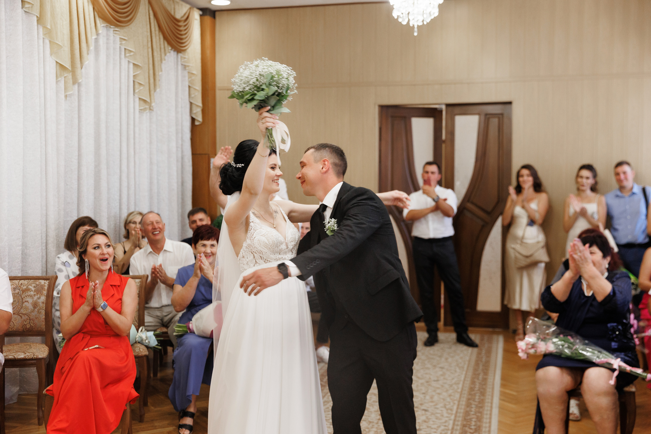 Шампанерия и морской бриз. Анонс свадьбы Валерии и Романа. Свадебный фотограф в Крыму и Севастополе Ольга Баскакова