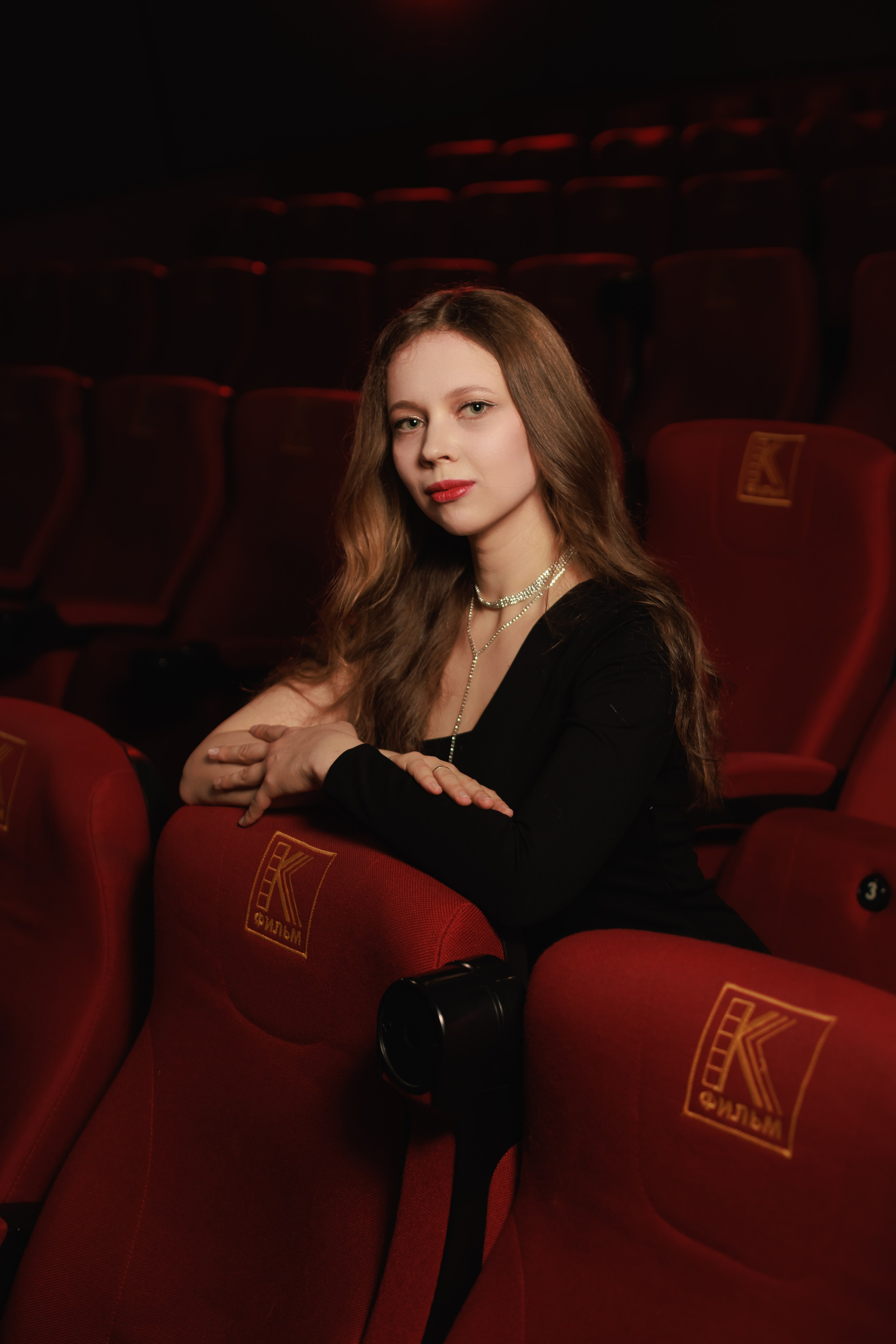 Ph: @aleksandr.spb.ru Md: @dnevzorova Org: @creative_photoday Cinema: @karo. Александр спб ру фотограф