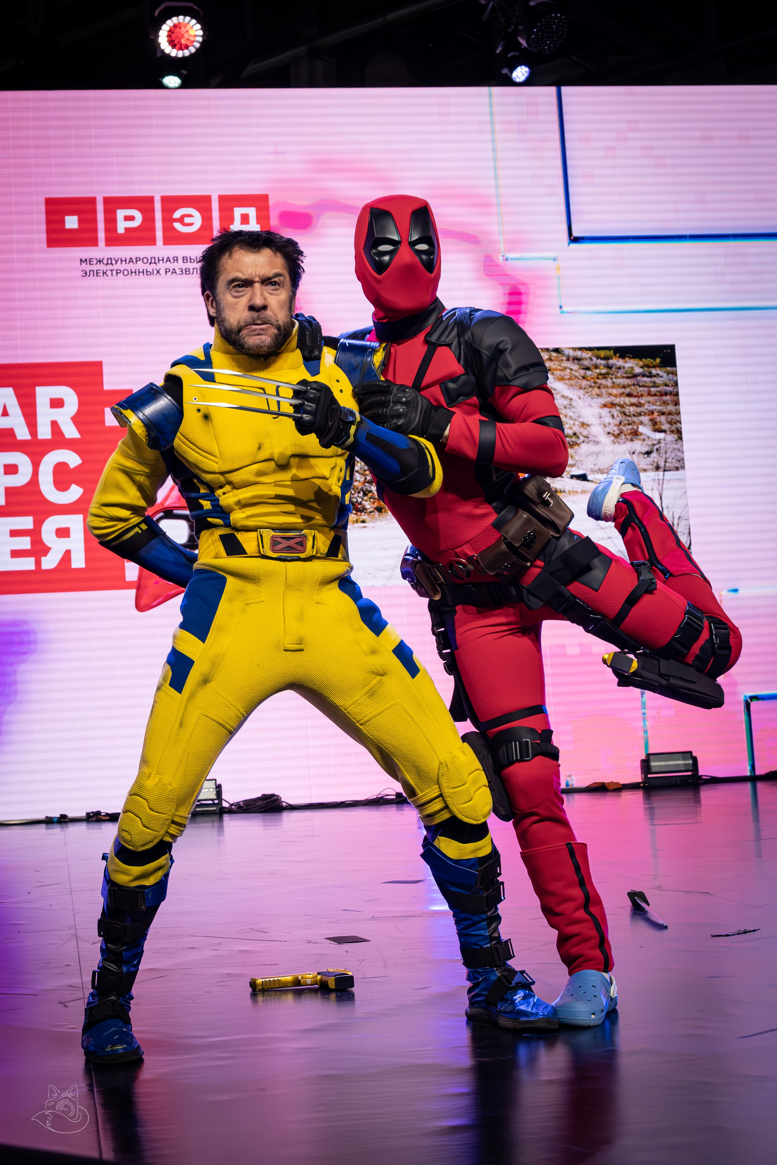 Сцена РЭД ЭКСПО 2024. Косплей фотограф