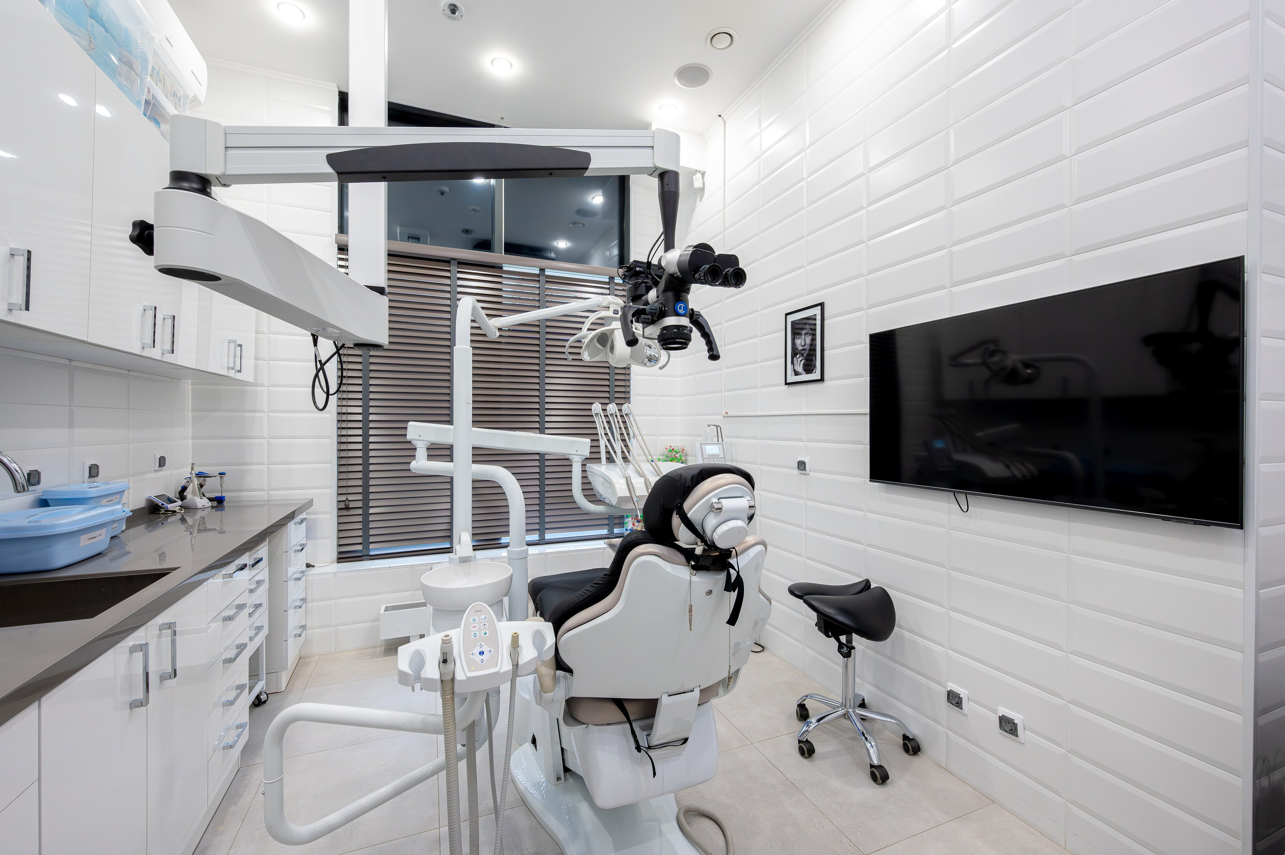 Стоматология Ars Dental Clinic. Интерьерный фотограф. Фото- видеосъемка недвижимости Санкт-Петербург