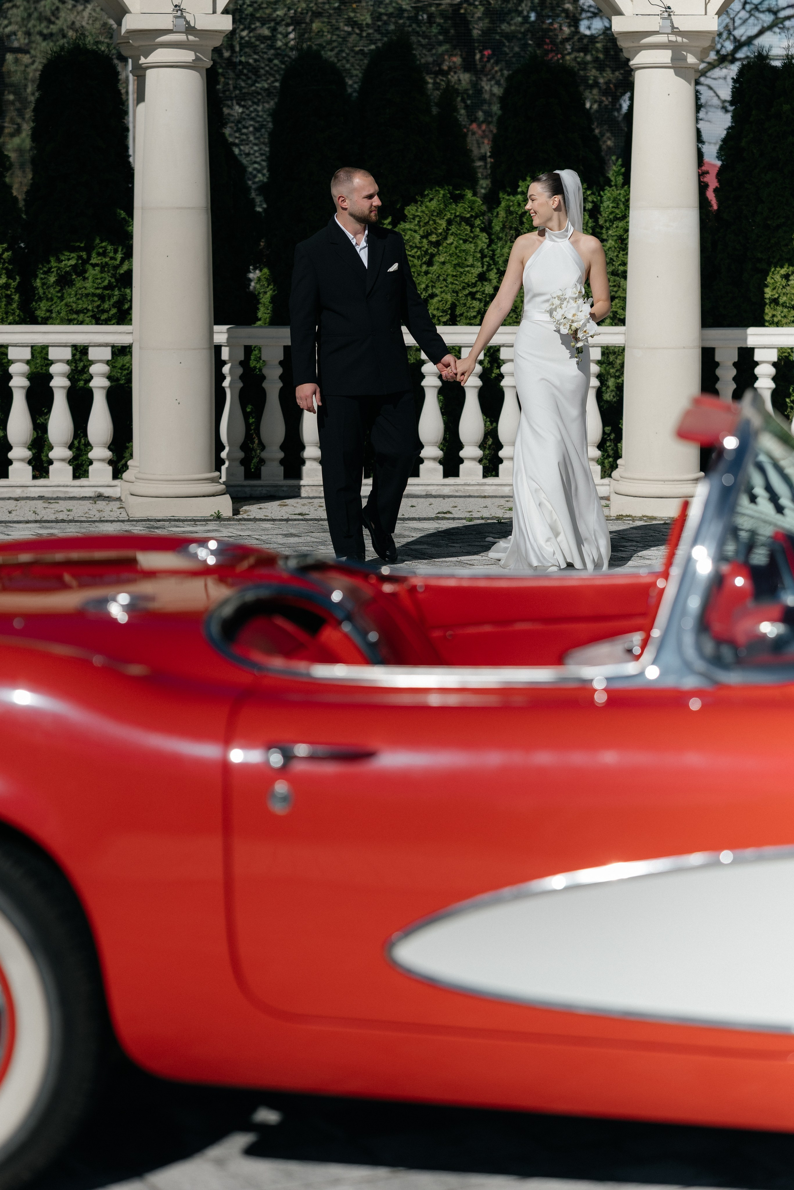 Wedding day in VERSAL PARK. Wedding PHOTOGRAPHER Andrew Vnukov
