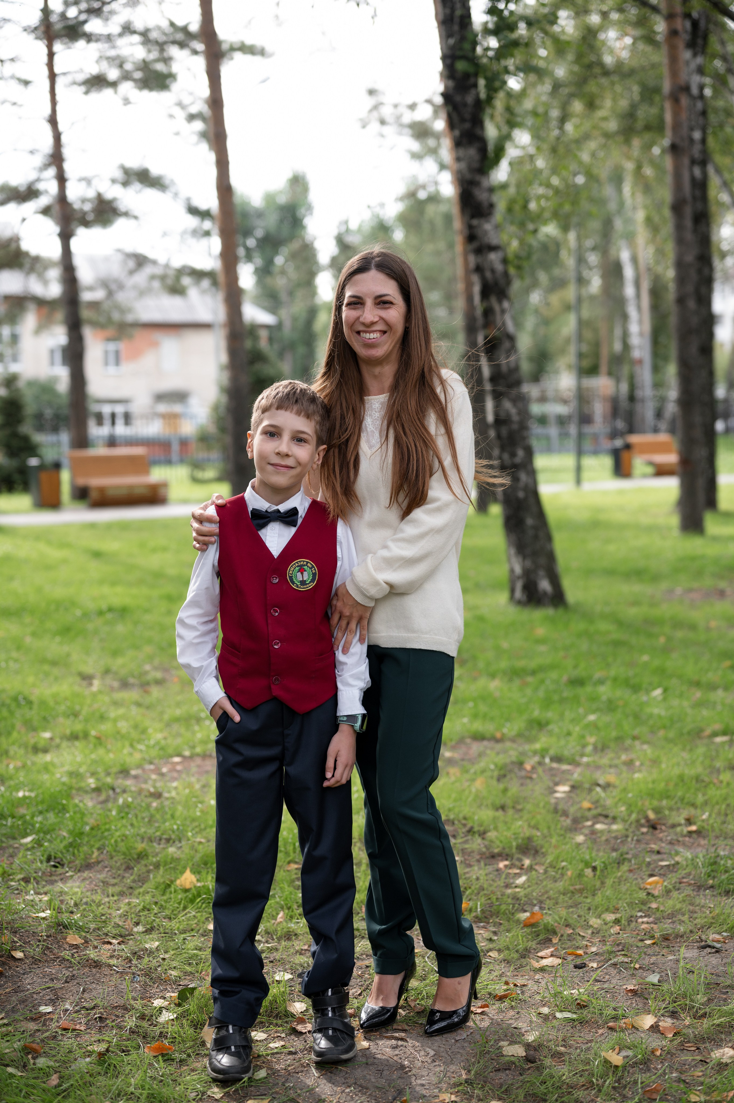 1 сентября 16 гимназия 2 класс (линейка + в классе+ на улице). Фотограф новорожденных, семейный детский в Тюмени Татьяна Морозова