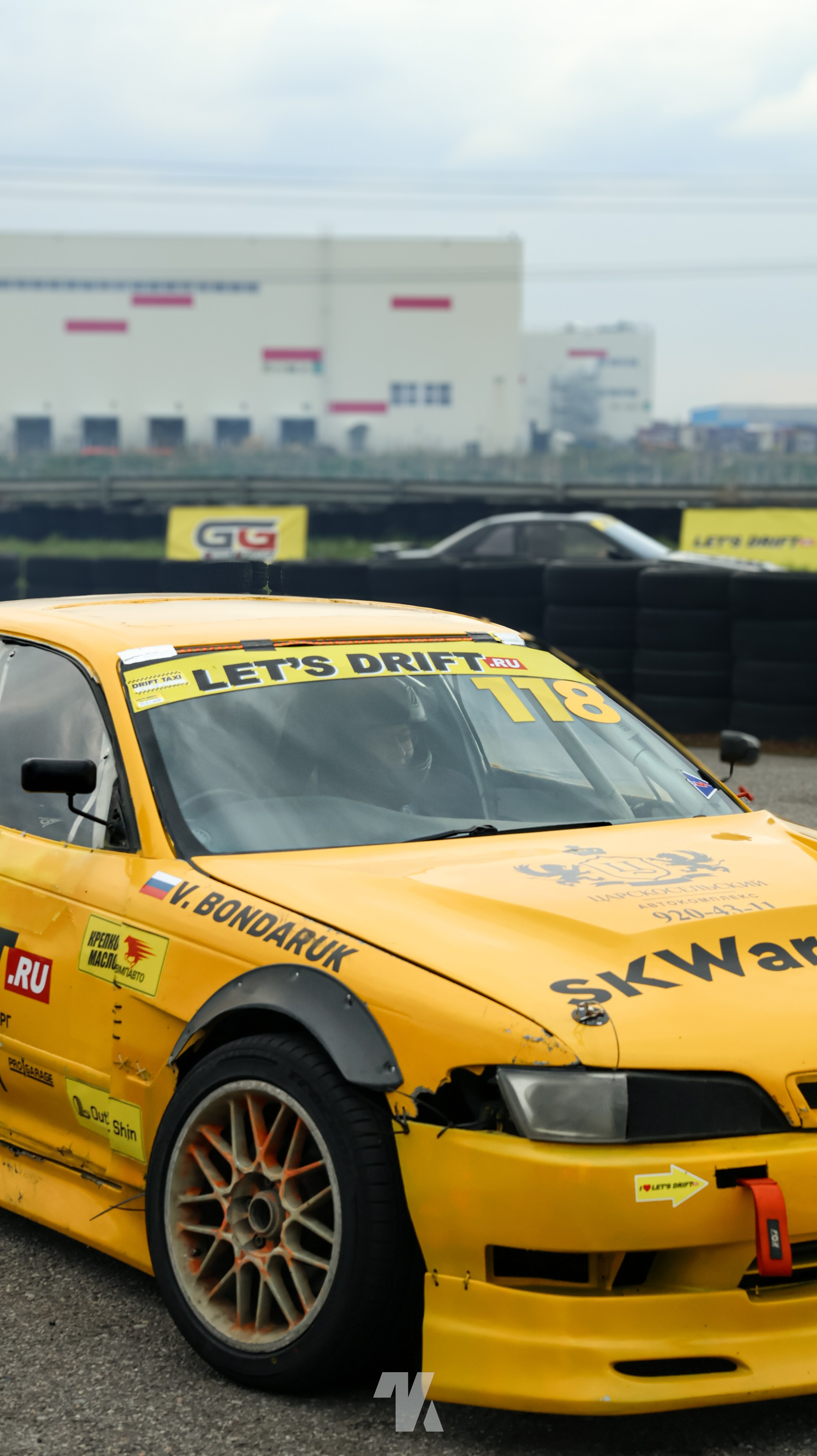 Let's Drift. Photo-nk
