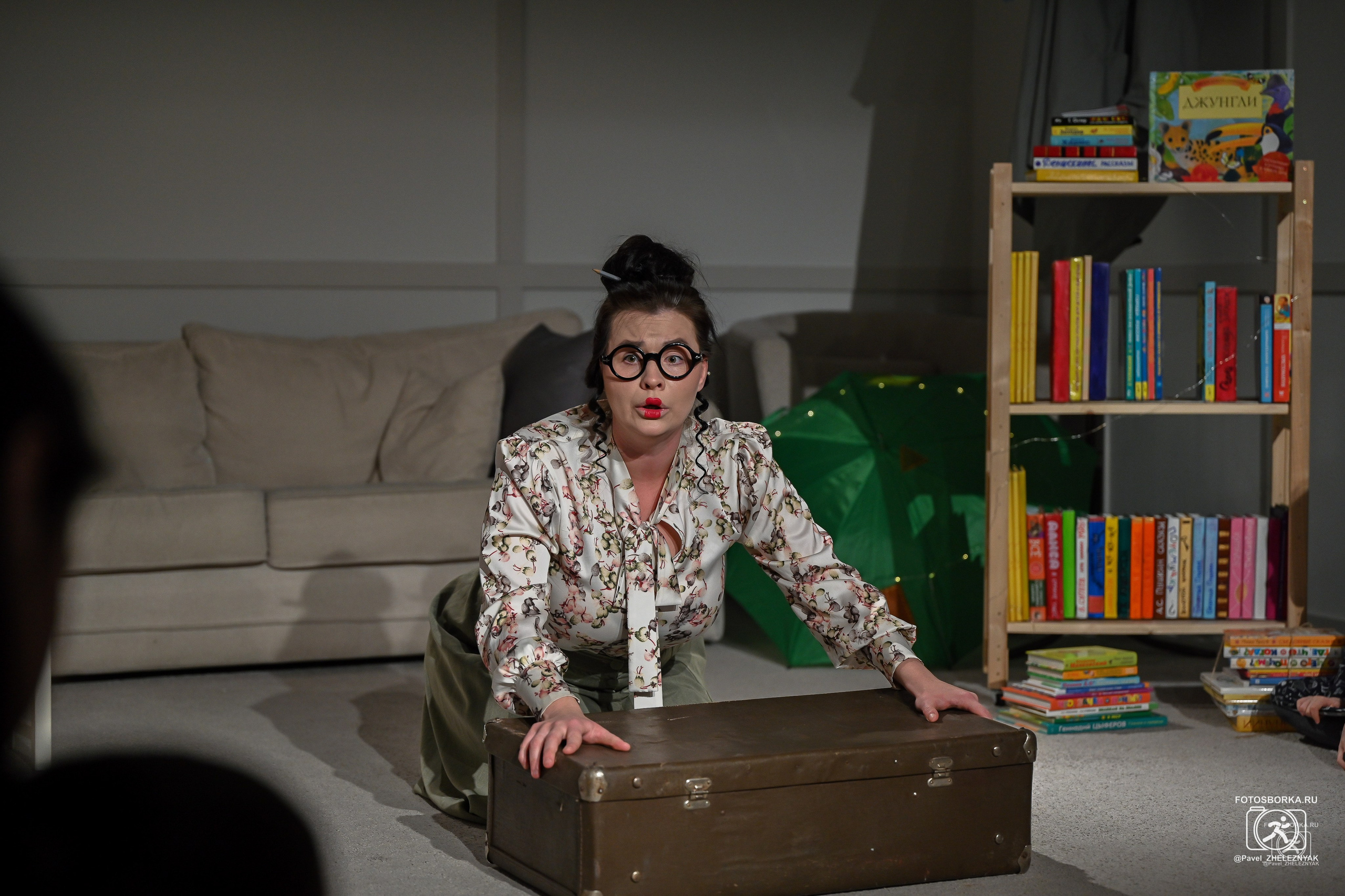 Маленький театр «УЖиК». Спектакль «Волшебная библиотека». ФОТОСБОРКА