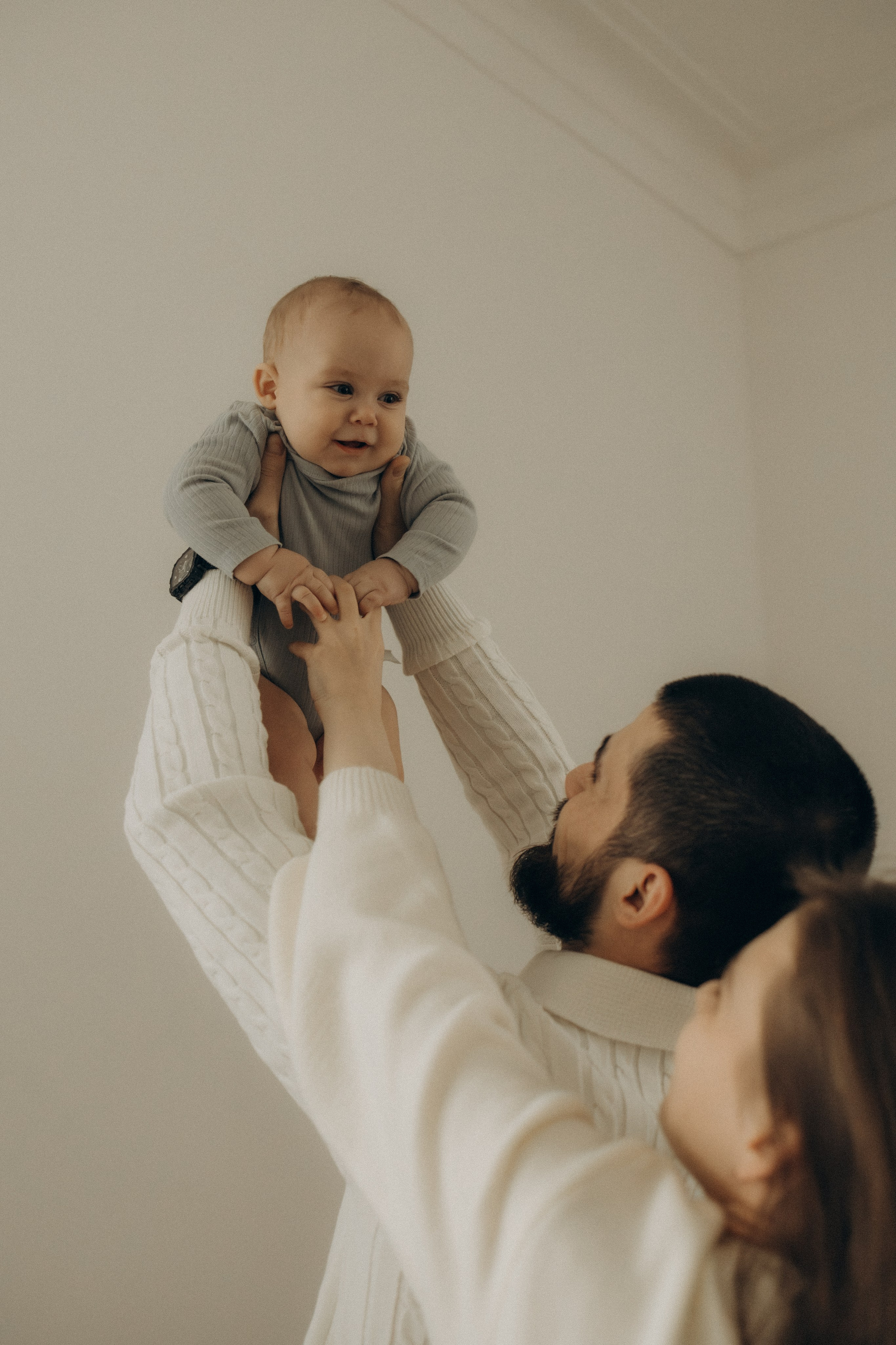 Семейная фотосессия в студии. Семейный фотограф Москва Юлиана Фетисова