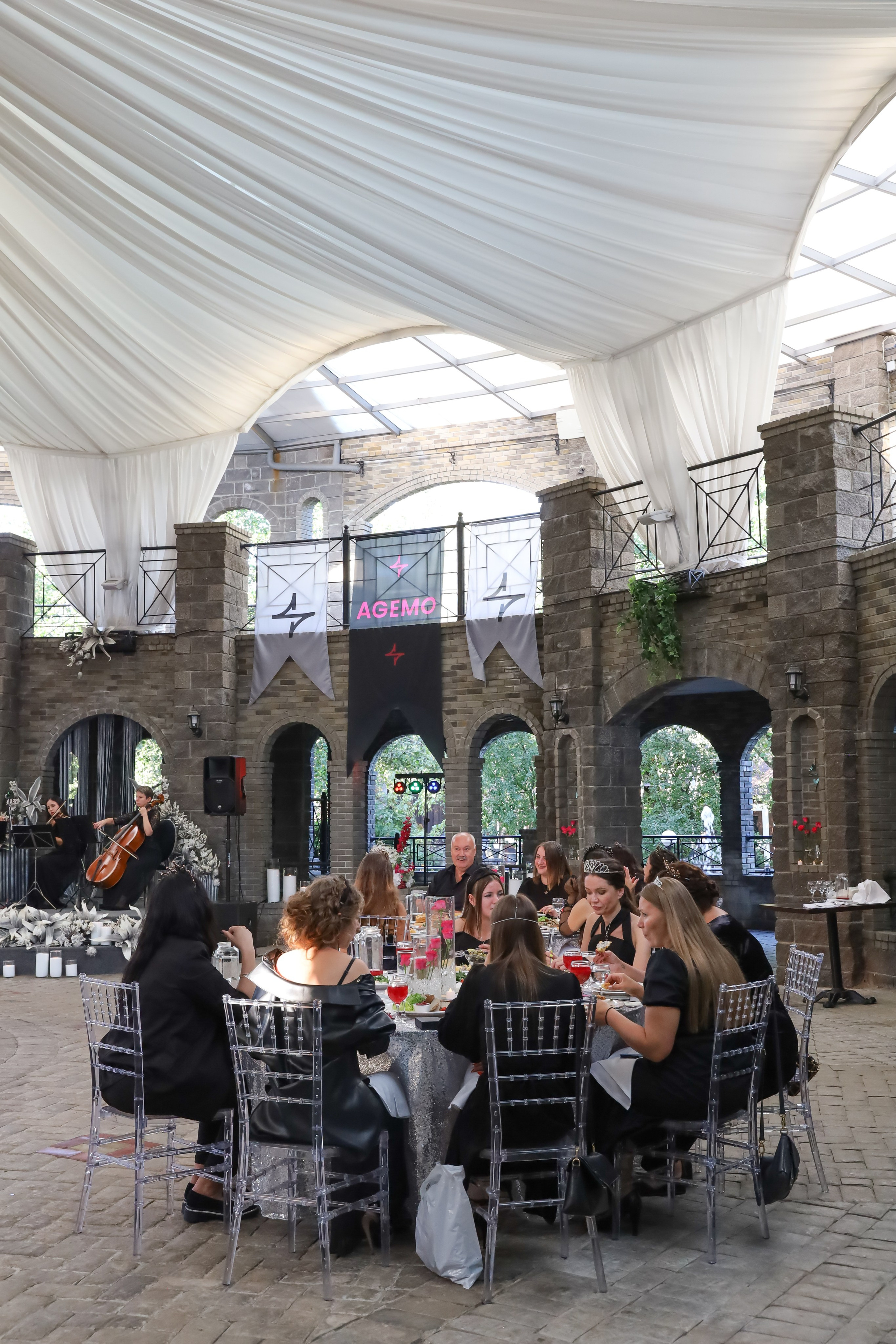 ВЕЧЕРИНКА АКАДЕМИИ AGEMO. Фотограф мероприятий Ирина Каширина