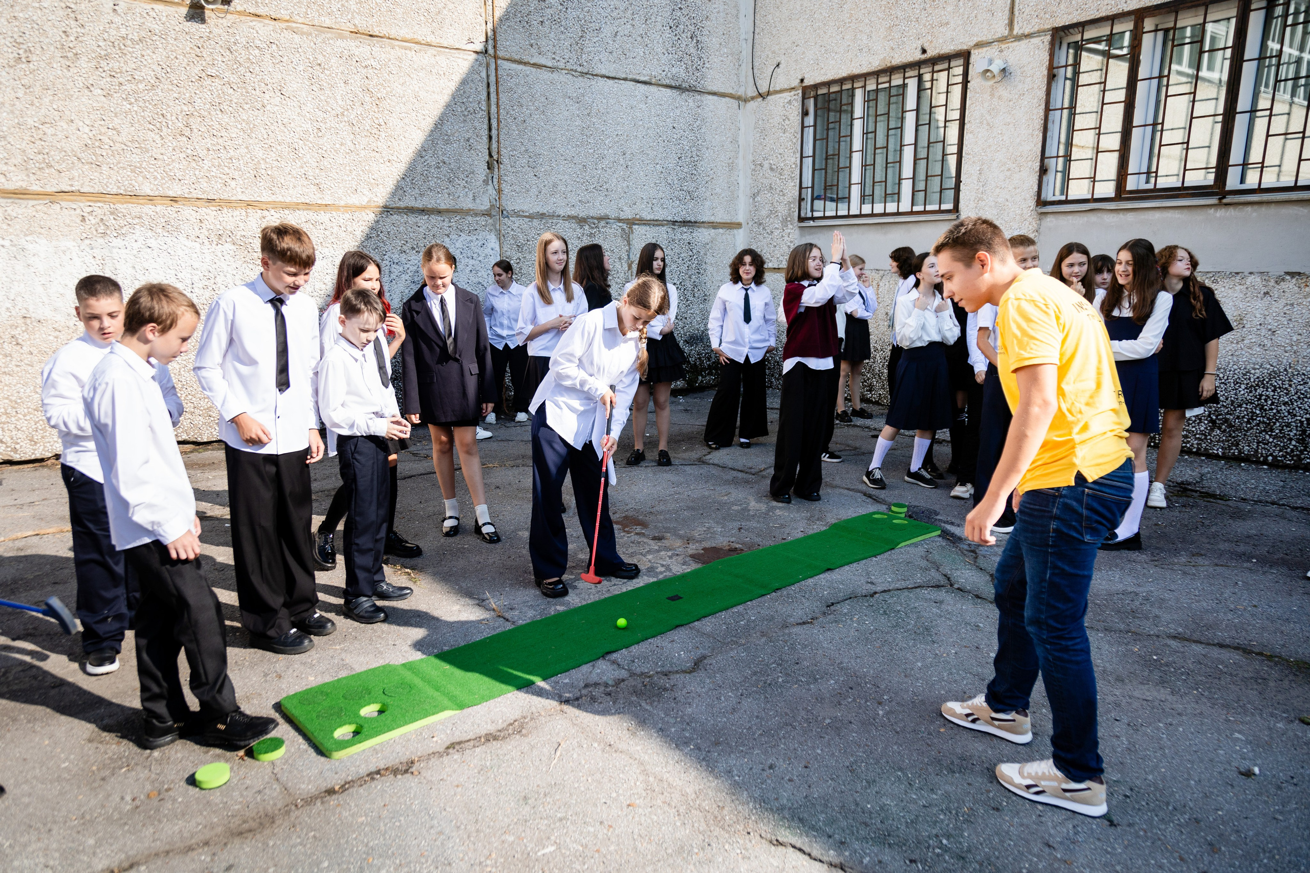 Гимназия № 50. Детский фотограф видеограф в Хабаровске Михаил Орлов