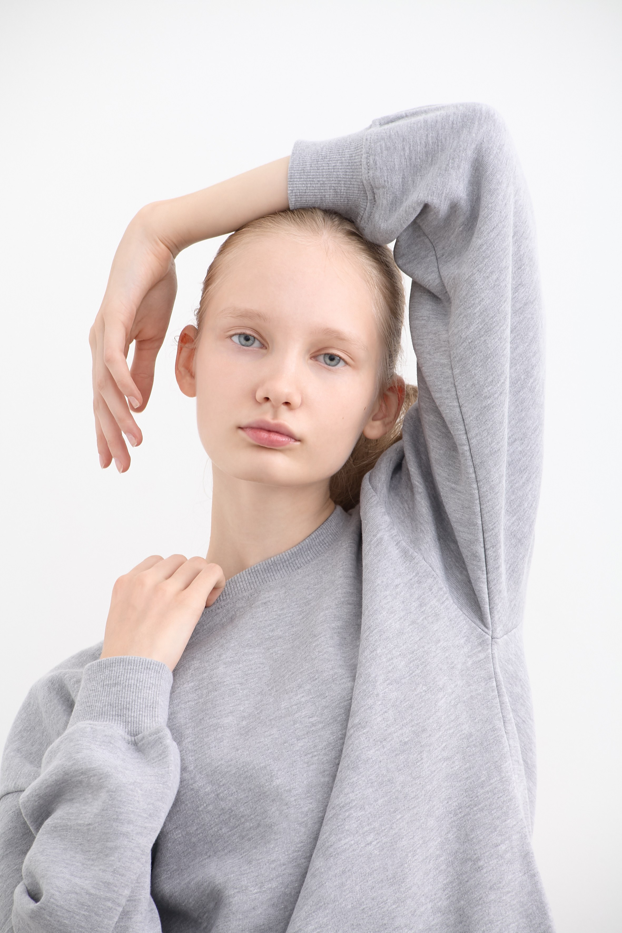 Модельные тесты для Даши. Модельные тесты в Москве. Фотограф Вика Паршина