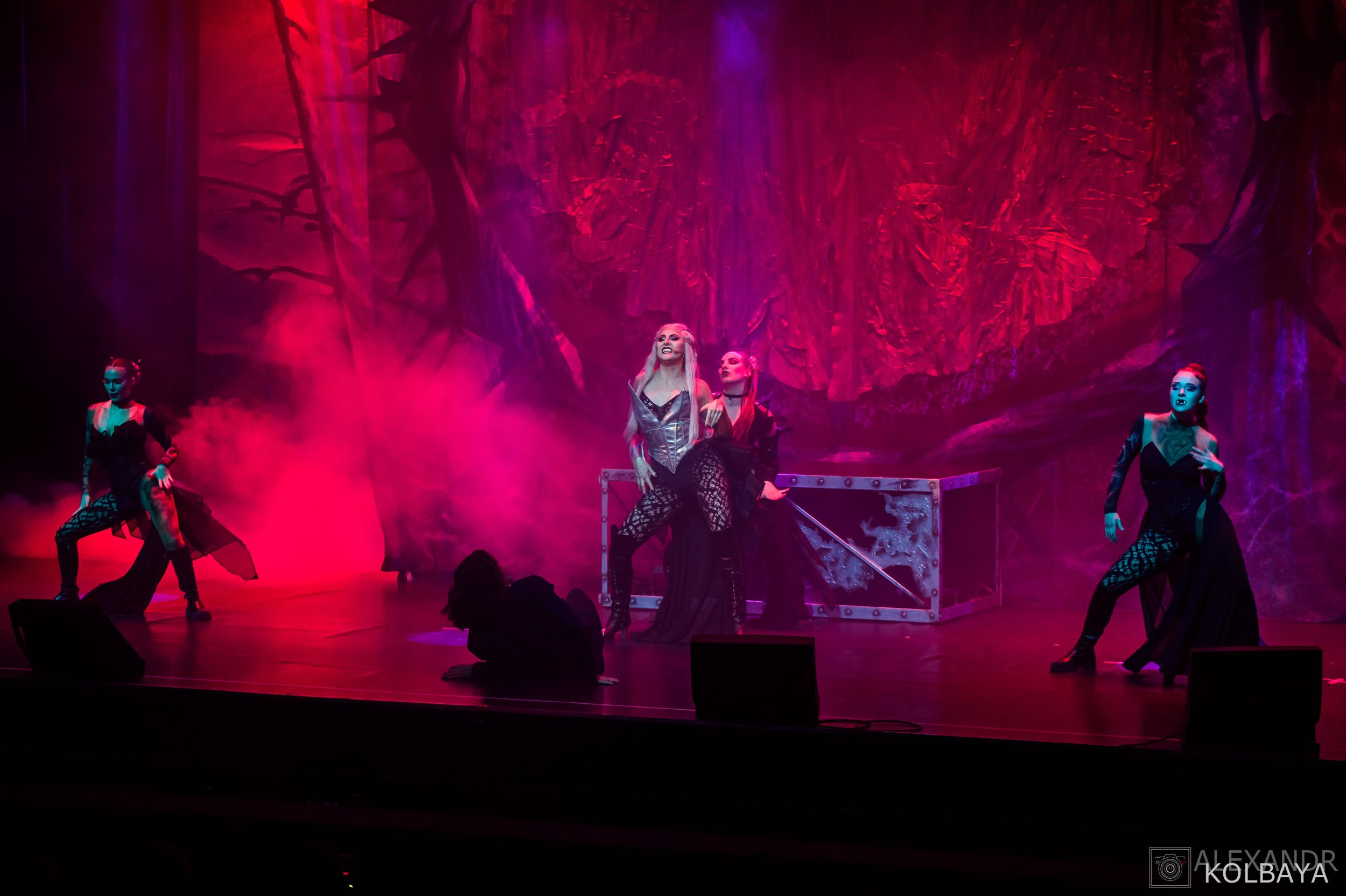 Мюзикл Дракула. Концертный и театральный репортажный фотограф в Москве Александр Колбая