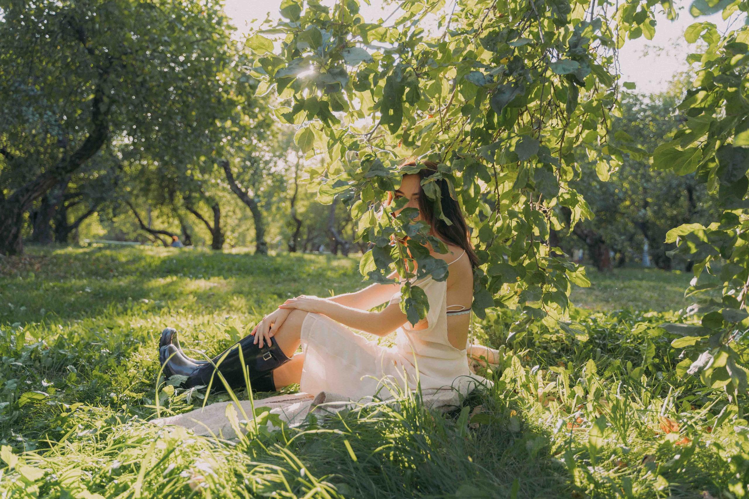 Яблоневый сад и гамак. Фотограф и видеограф в Москве и Абу Даби Мария Кулагина