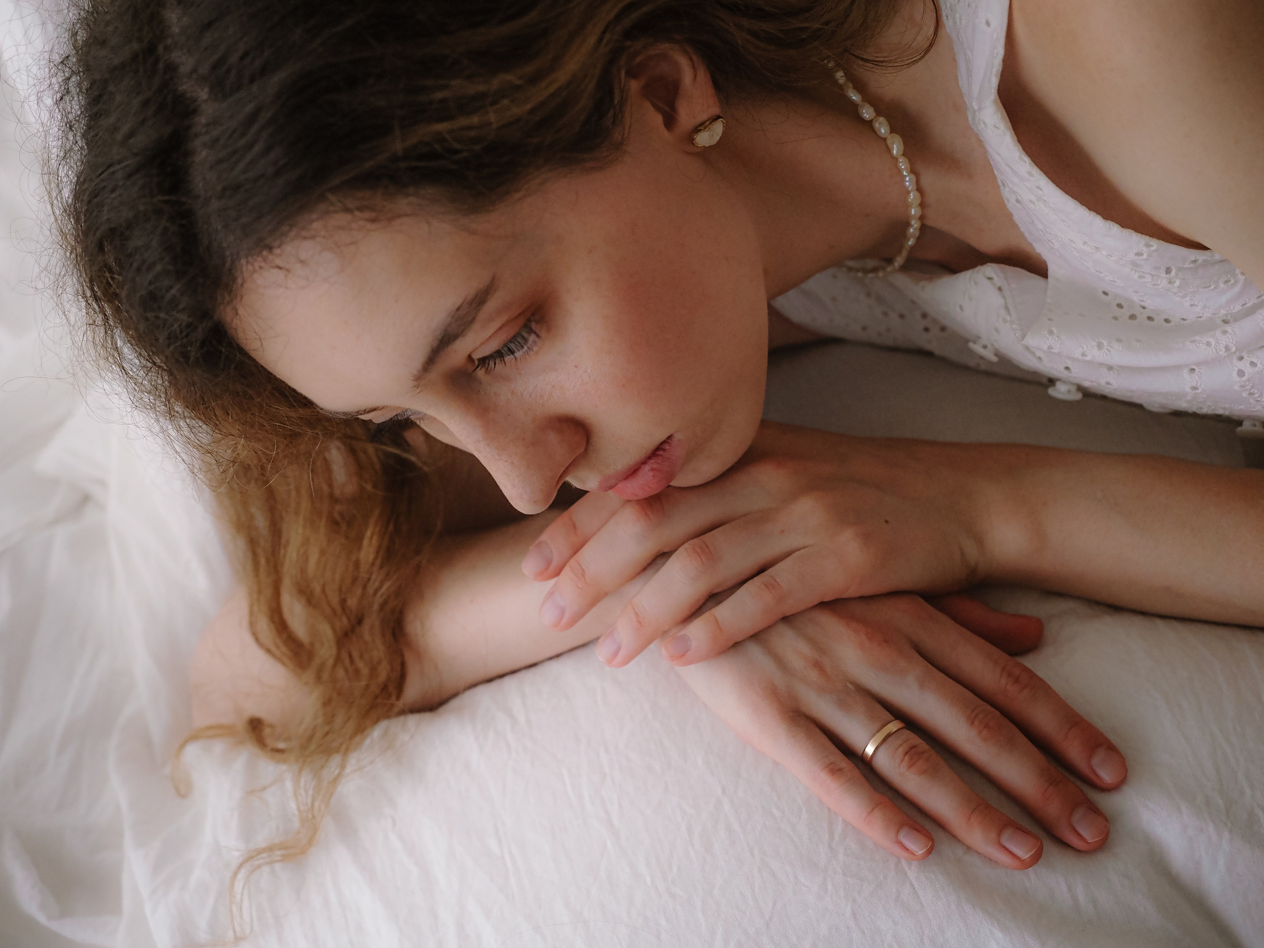 Утро и аромат персиков. Фотограф Рязань. Семейный Свадебный фотограф