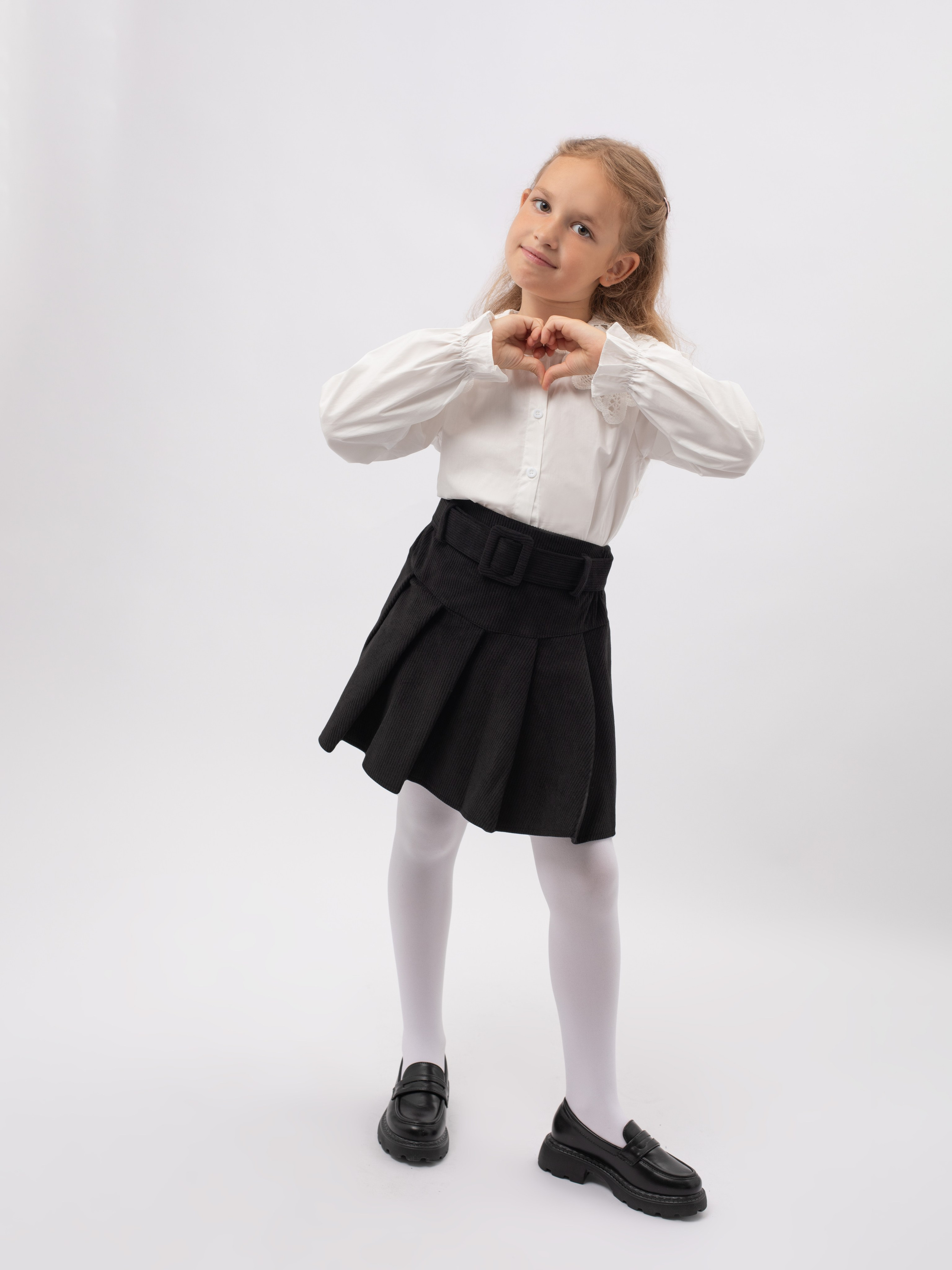 Школьная одежда. Фотостудия предметной и модельной съёмки для маркетплейсов