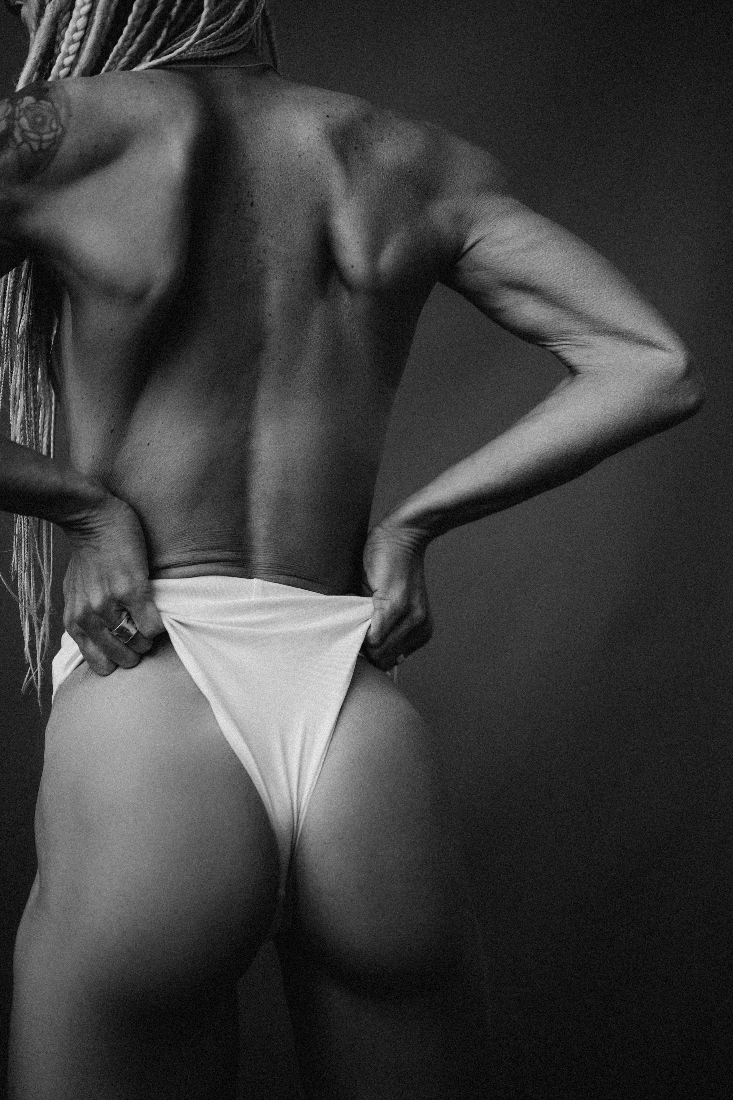 Любовь к телу. Семейный свадебный фотограф Екатеринбург Первоуральск Шарнина Алёна